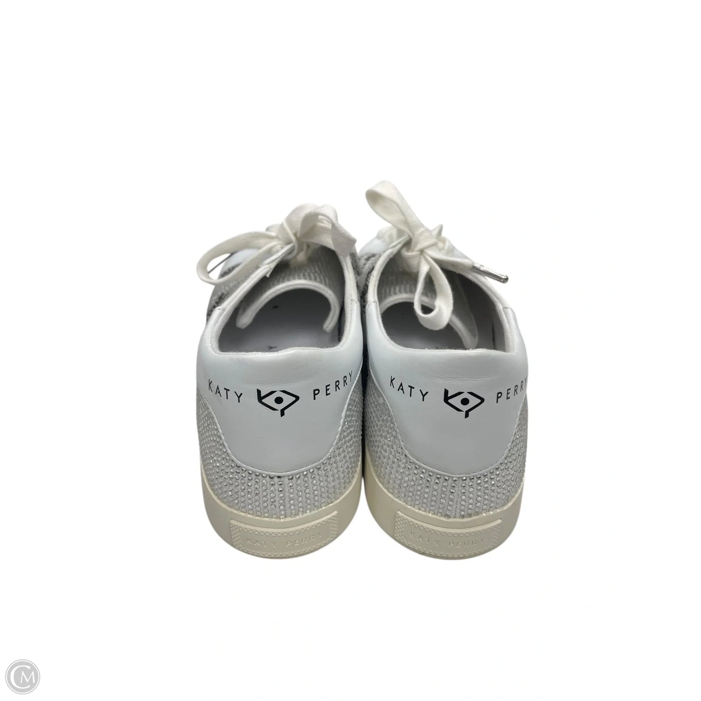 Shoes Sneakers By Clothes Mentor In White, Size: 9
