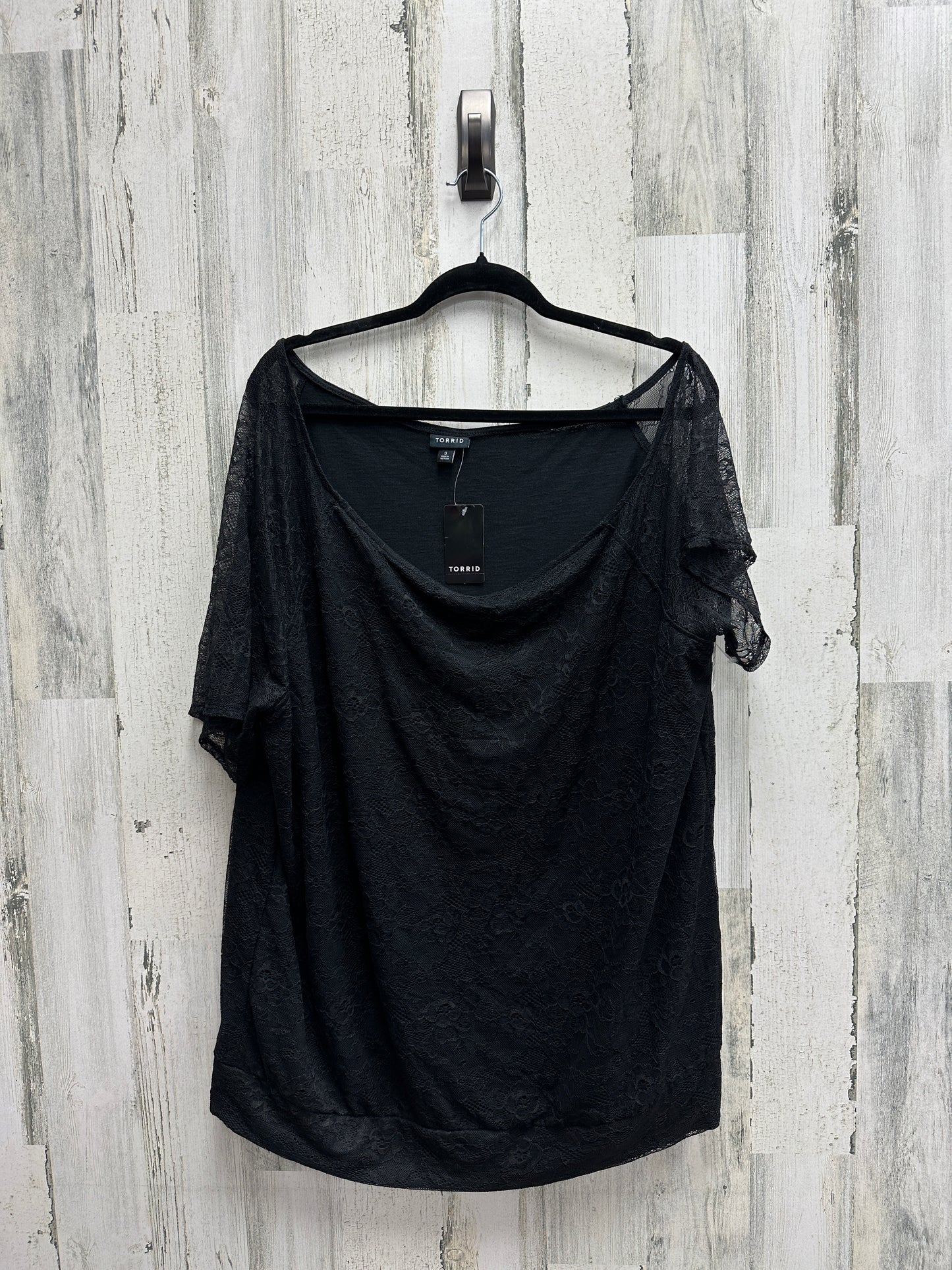 Top Short Sleeve By Torrid Size: 3x