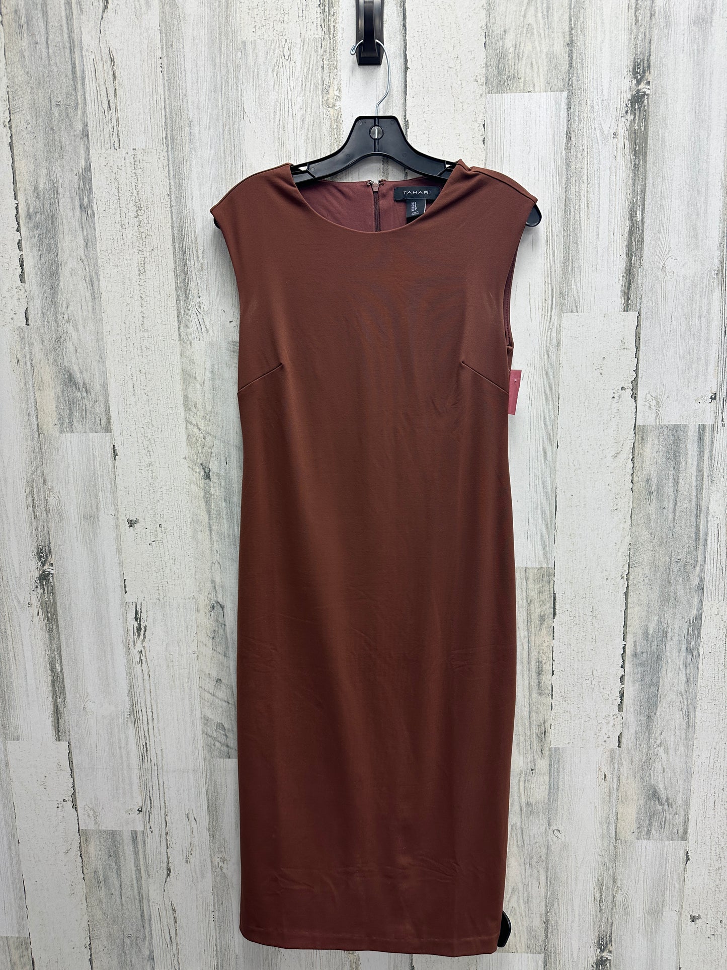 Dress Casual Short By Tahari Size: Xs