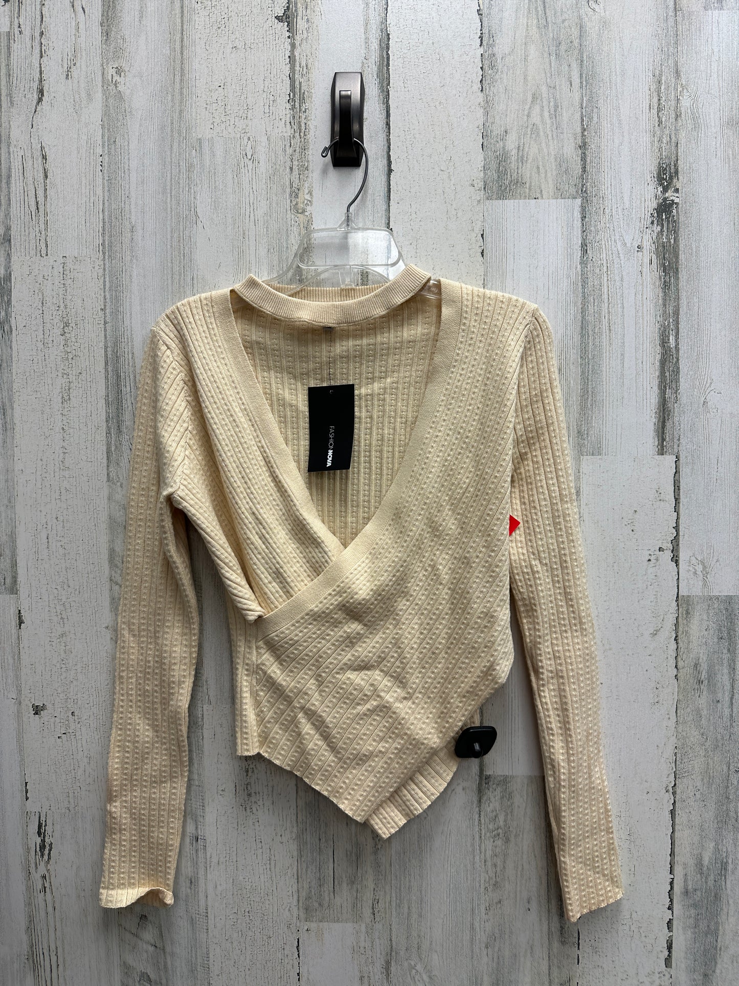 Sweater By Fashion Nova Size: L