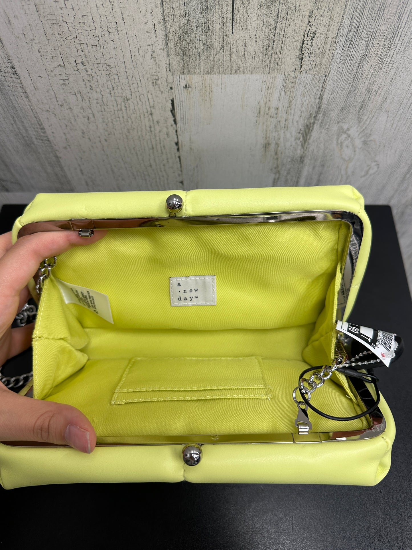 Crossbody By A New Day Size: Medium