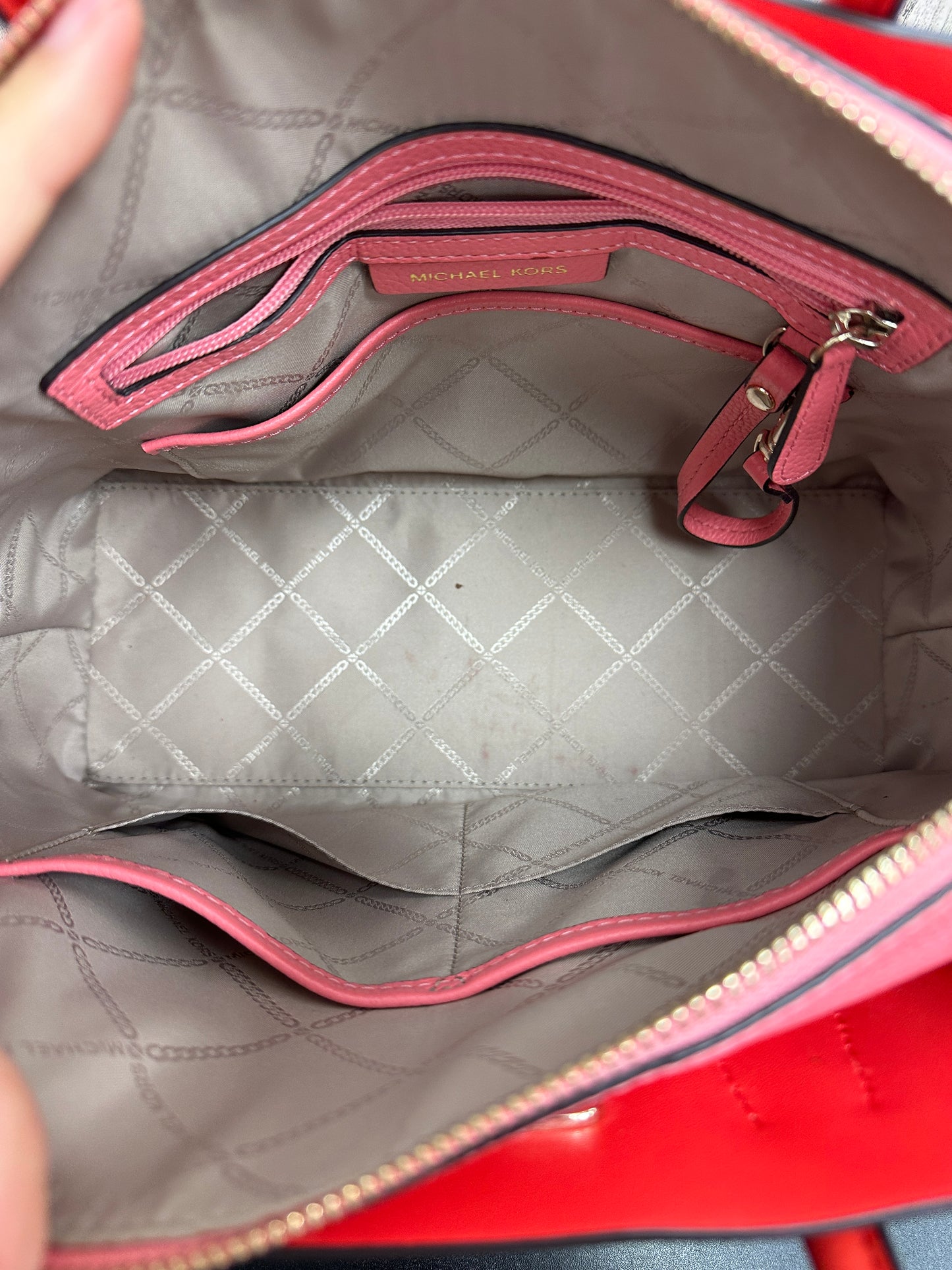 Handbag Designer By Michael Kors Size: Medium