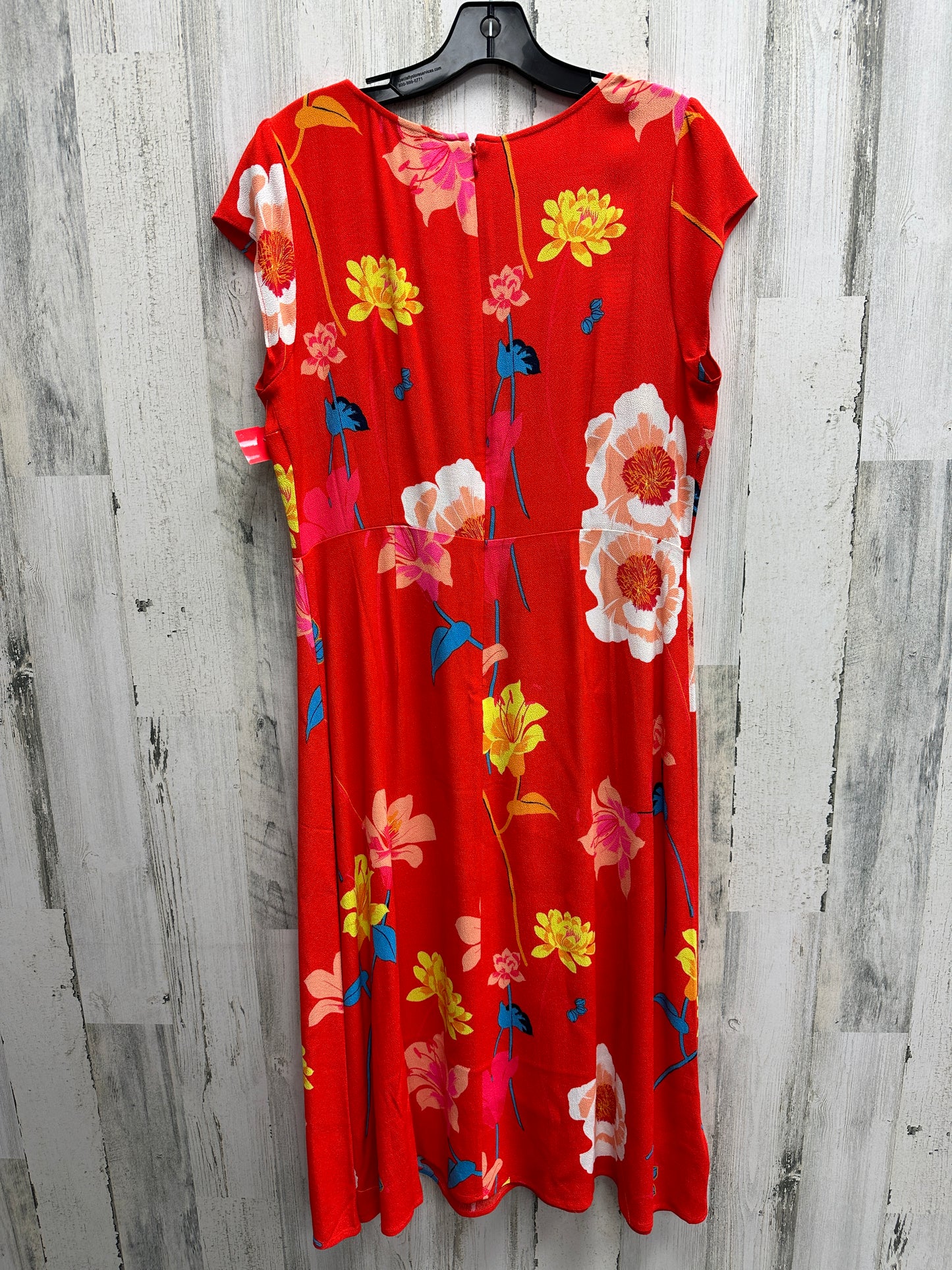 Dress Casual Short By Loft Size: M