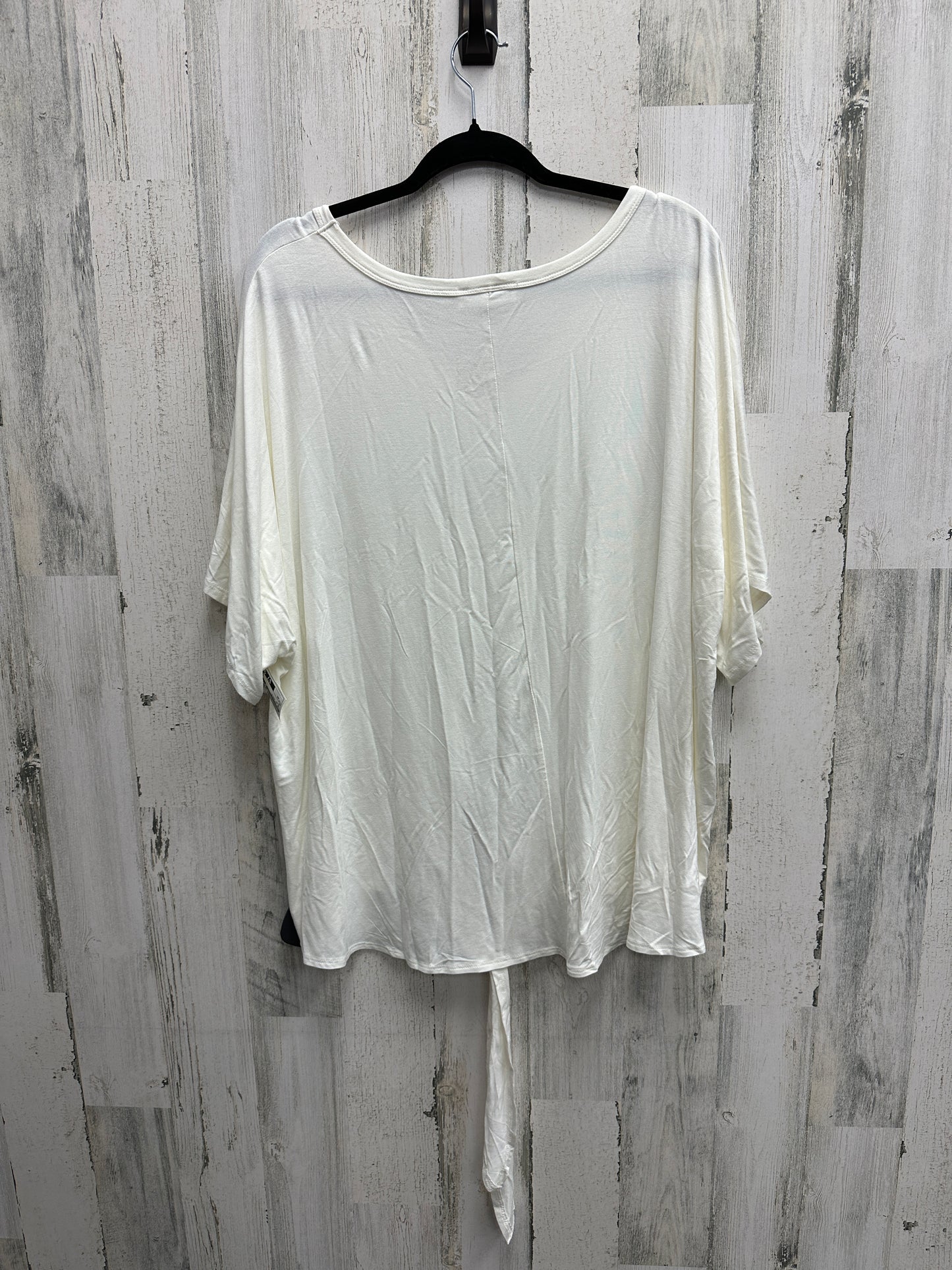 Top Short Sleeve Basic By Zenana Outfitters Size: 2x