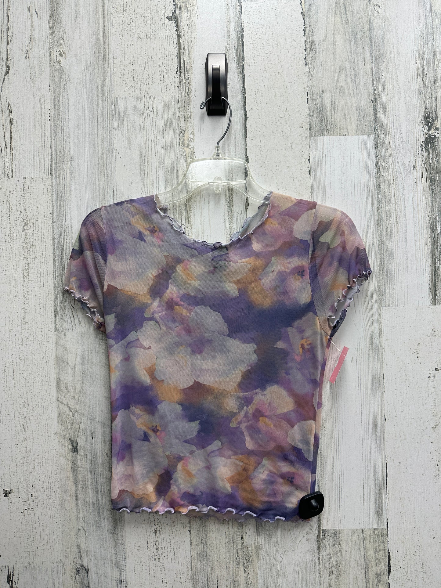 Top Short Sleeve By Urban Outfitters Size: M