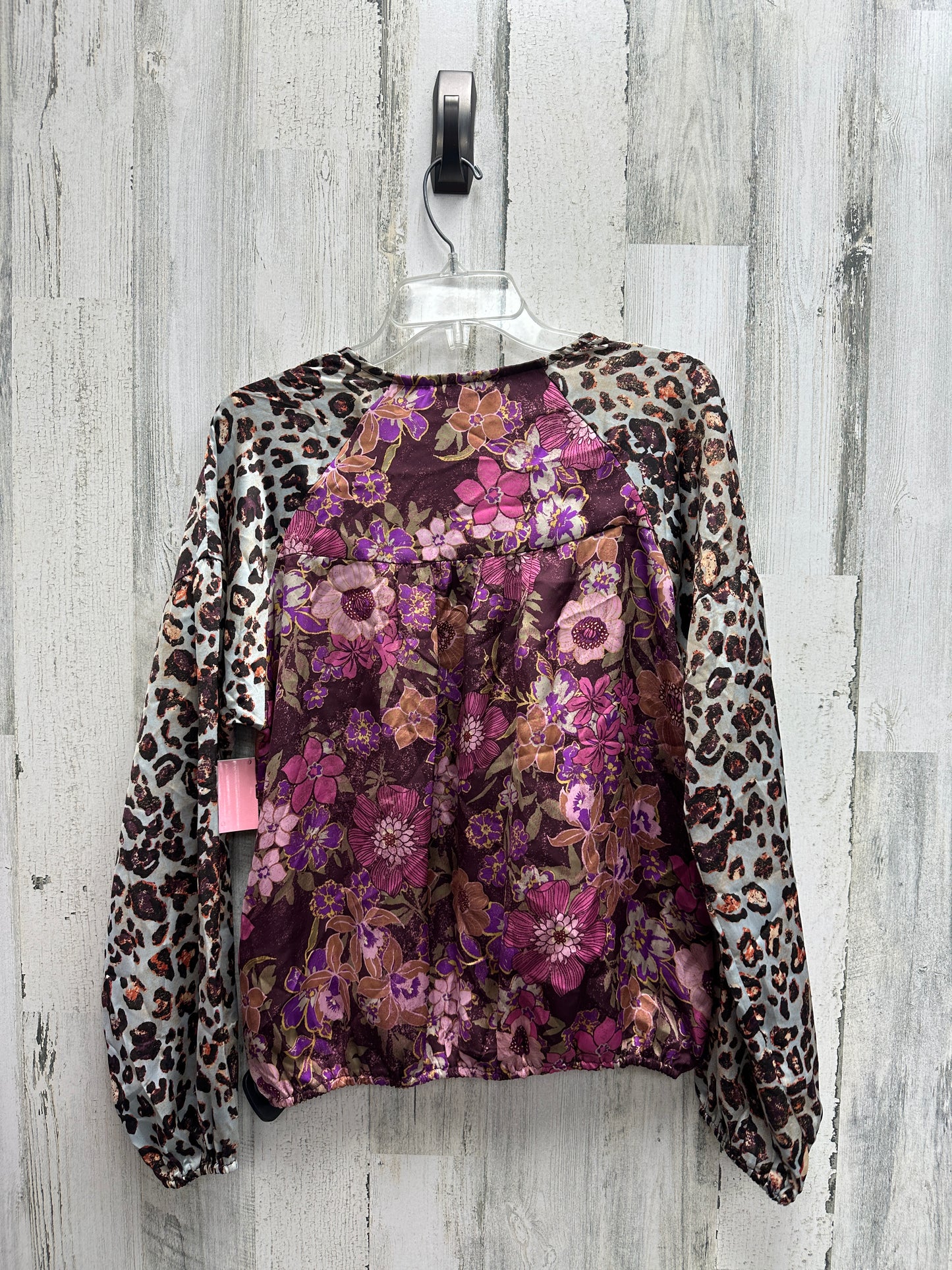 Top Long Sleeve By Mystree Size: L