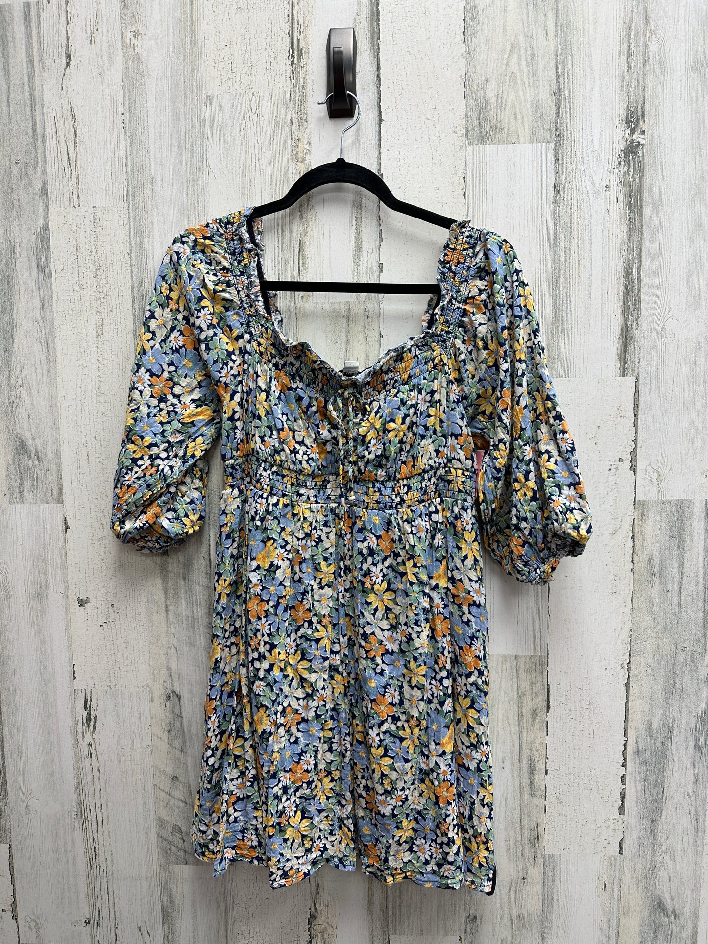 Dress Casual Short By American Eagle Size: S