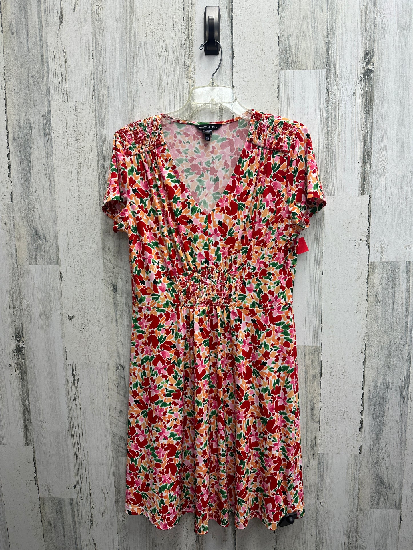 Dress Casual Short By Maggy London Size: L