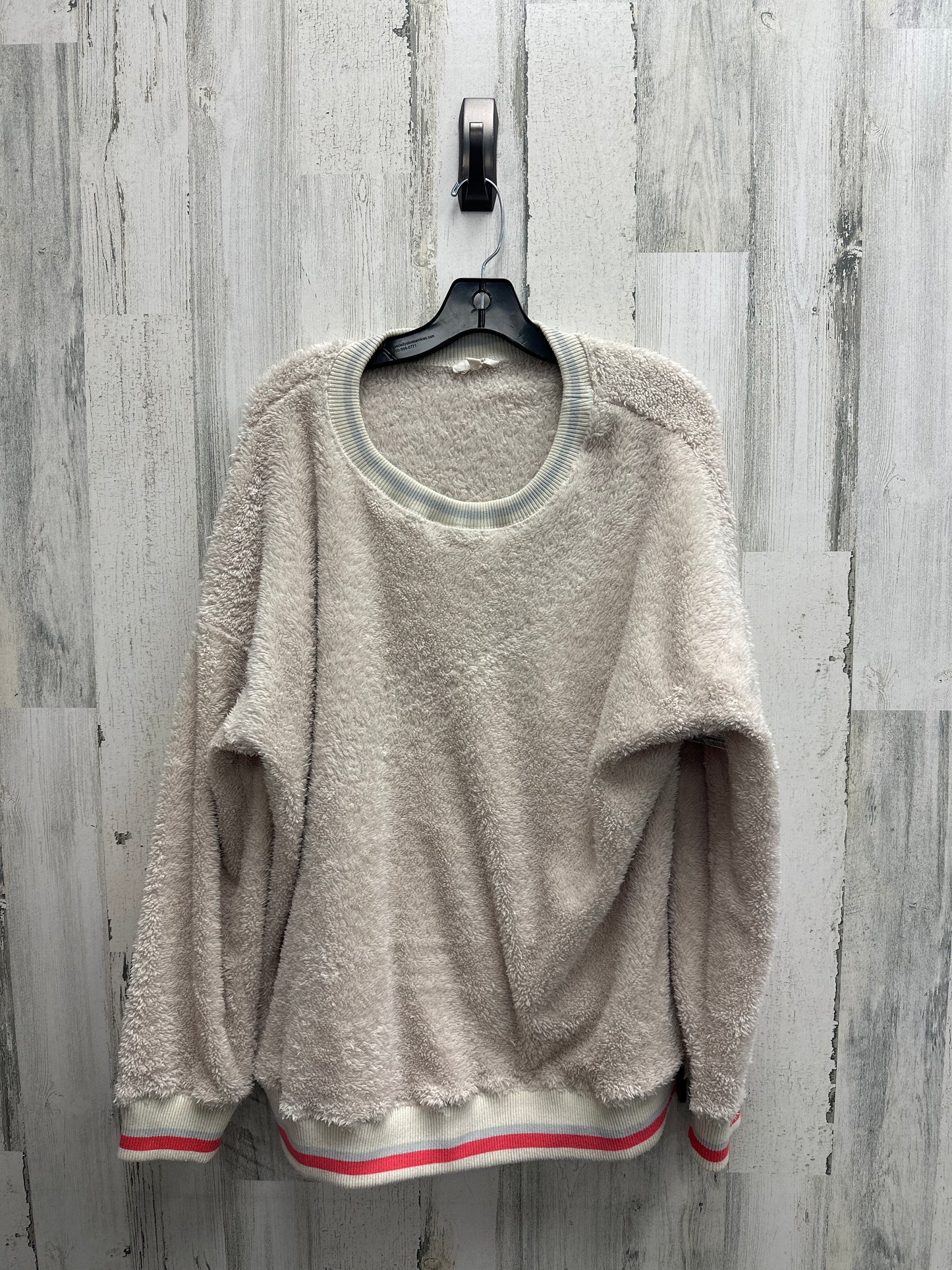 Sweatshirt Crewneck By Easel Size: L