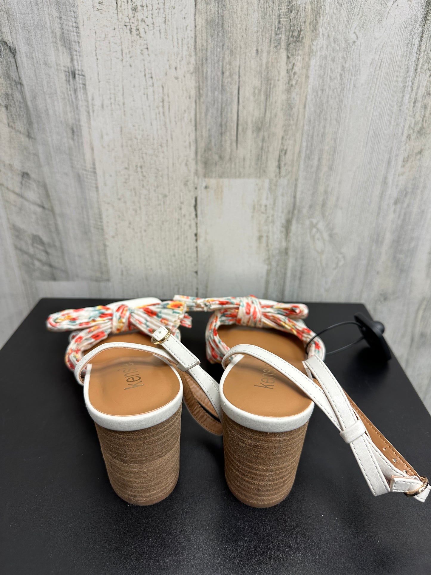 Sandals Heels Block By Kensie Size: 8.5