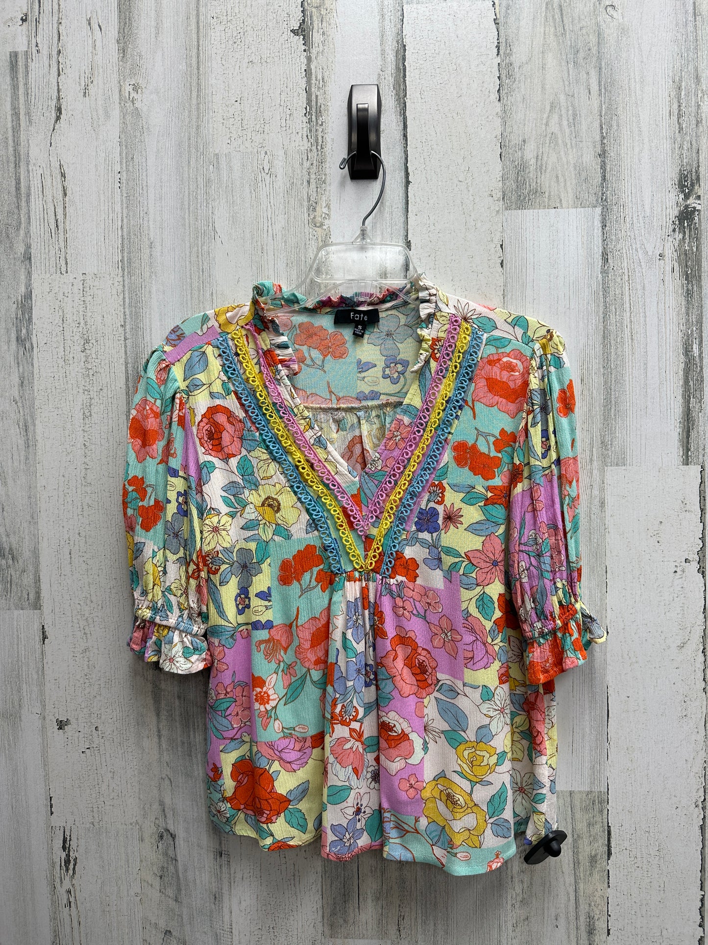Top Short Sleeve By Fate Size: S