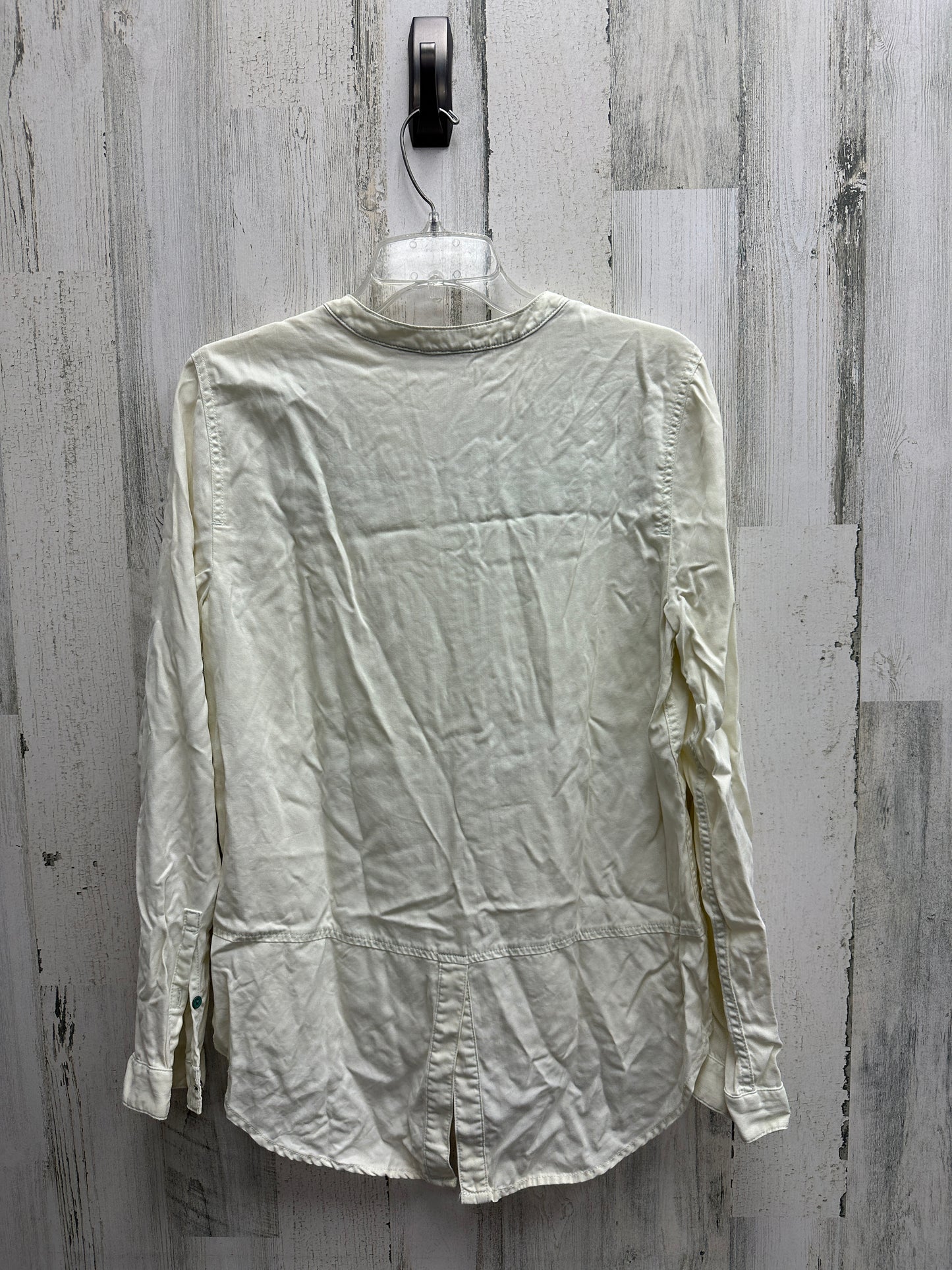 Top Long Sleeve By Holding Horses Size: M