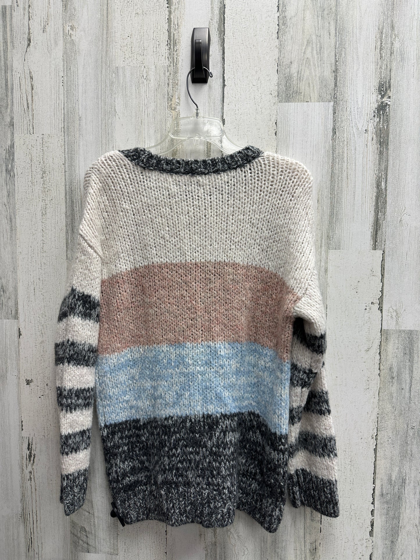 Sweater By American Eagle Size: M