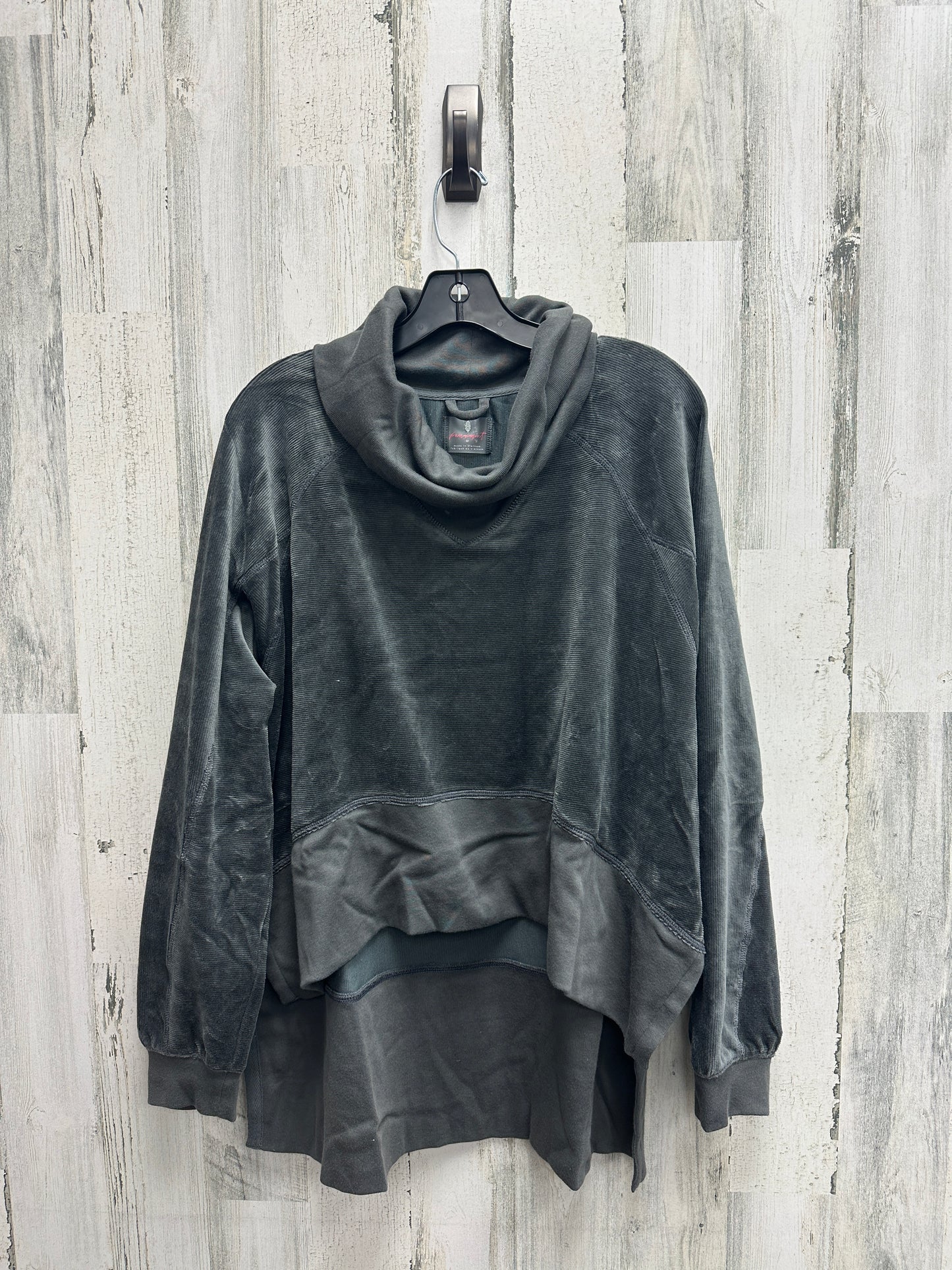 Sweater By Free People Size: M