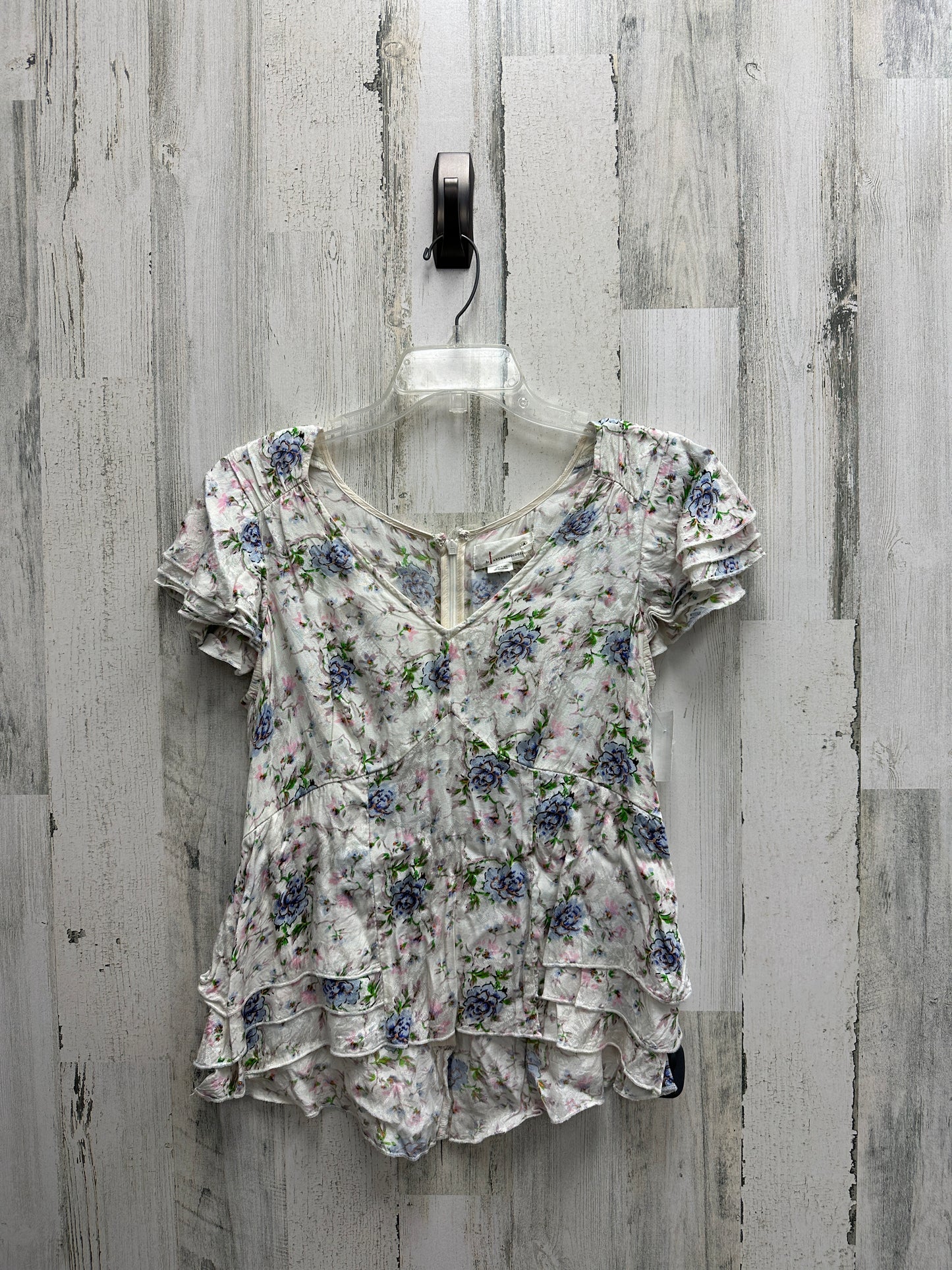Top Short Sleeve By Anthropologie Size: M