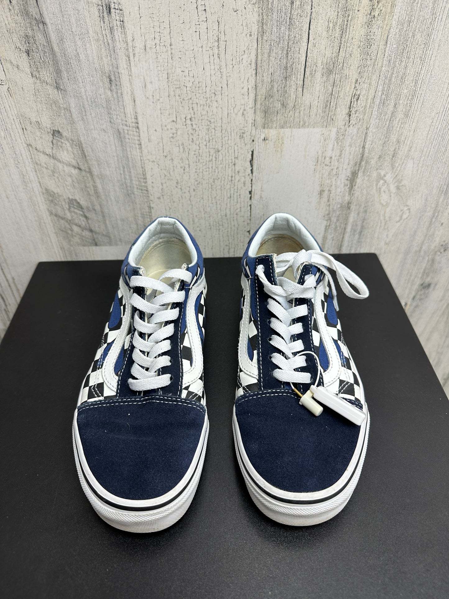 Shoes Sneakers By Vans Size: 7.5