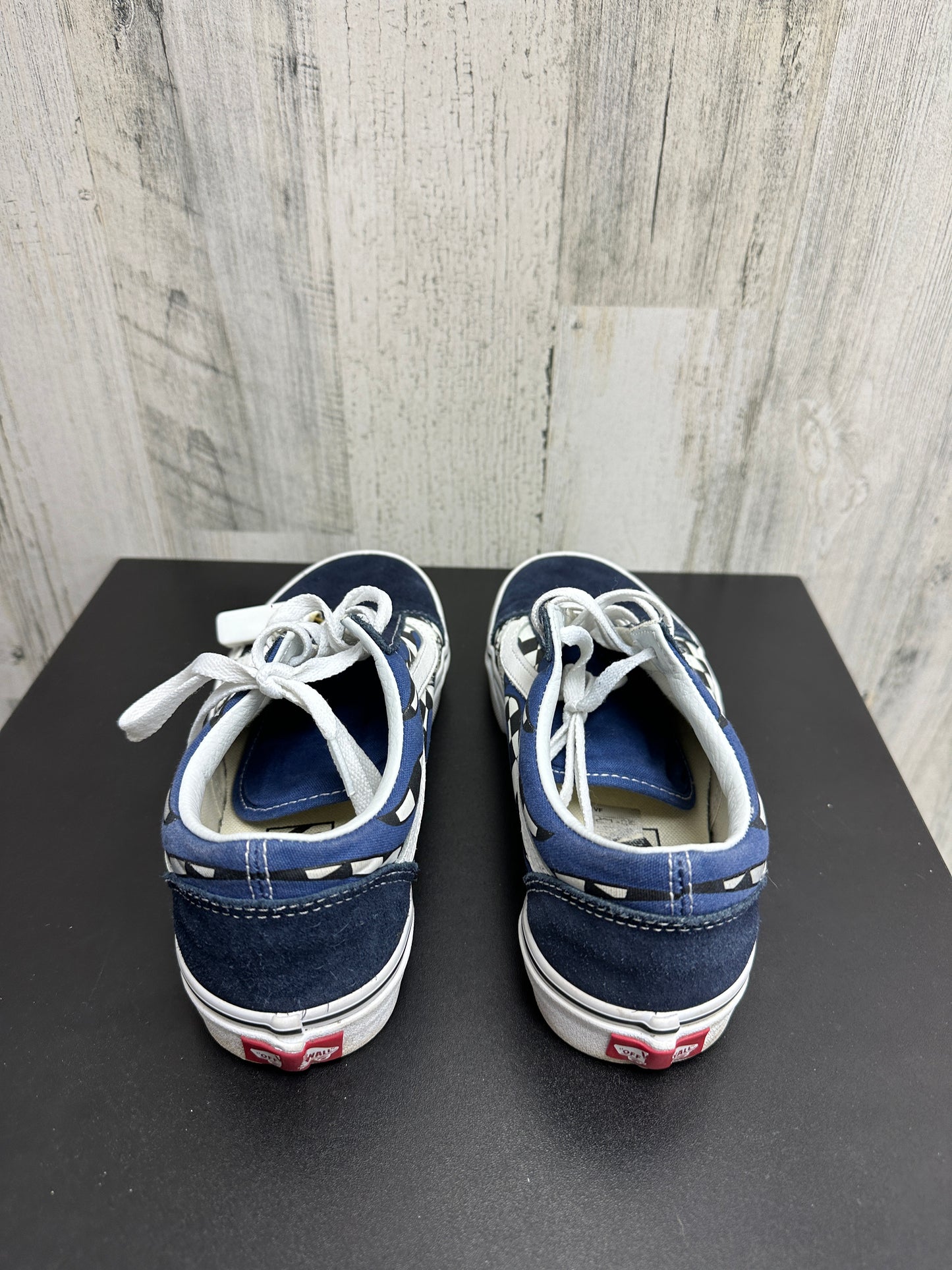 Shoes Sneakers By Vans Size: 7.5