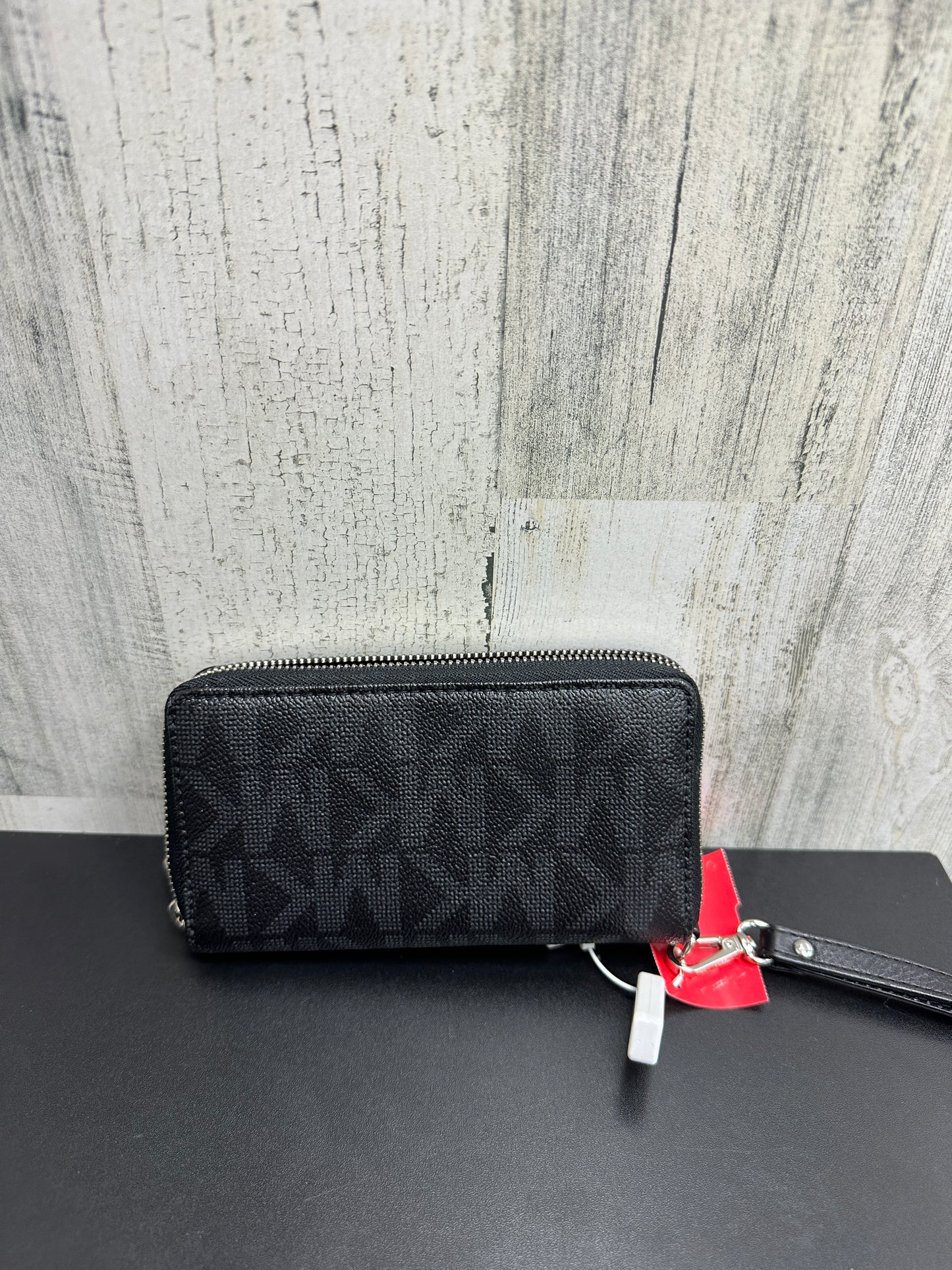 Wristlet By Michael Kors Size: Medium