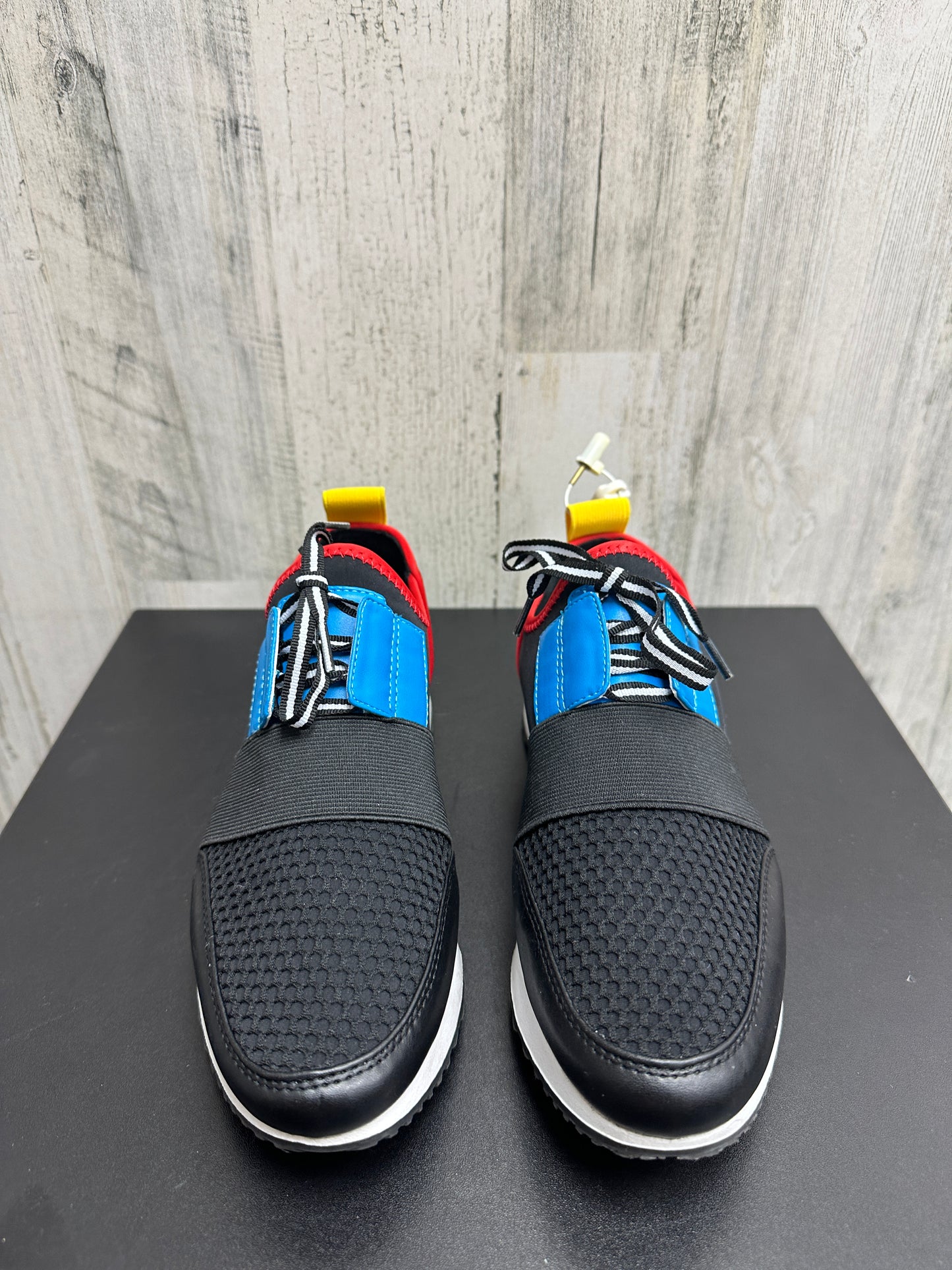 Shoes Sneakers By Steve Madden Size: 6.5