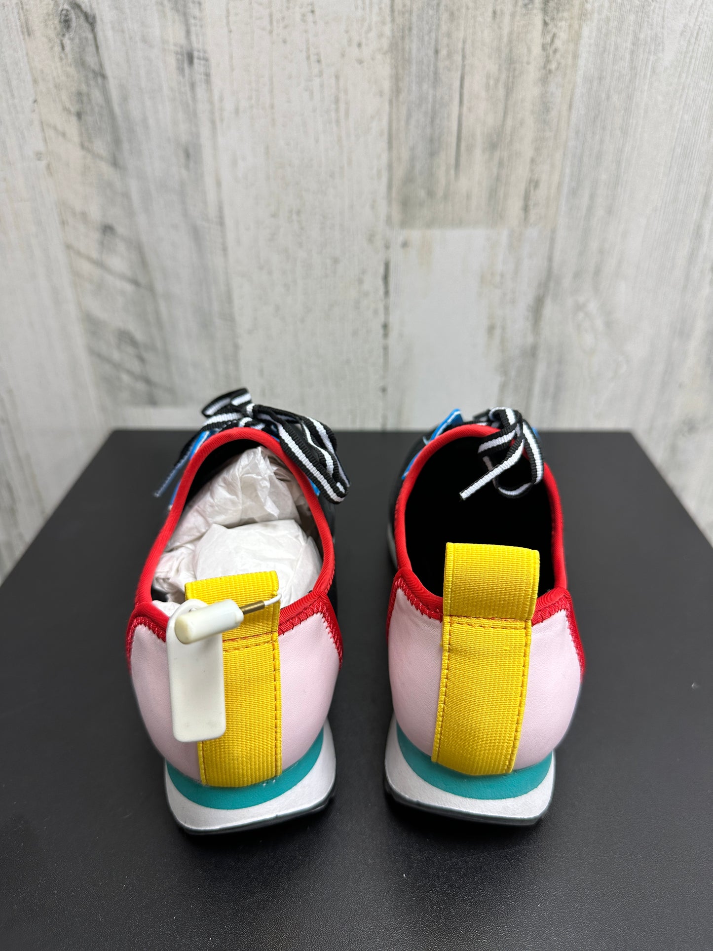 Shoes Sneakers By Steve Madden Size: 6.5