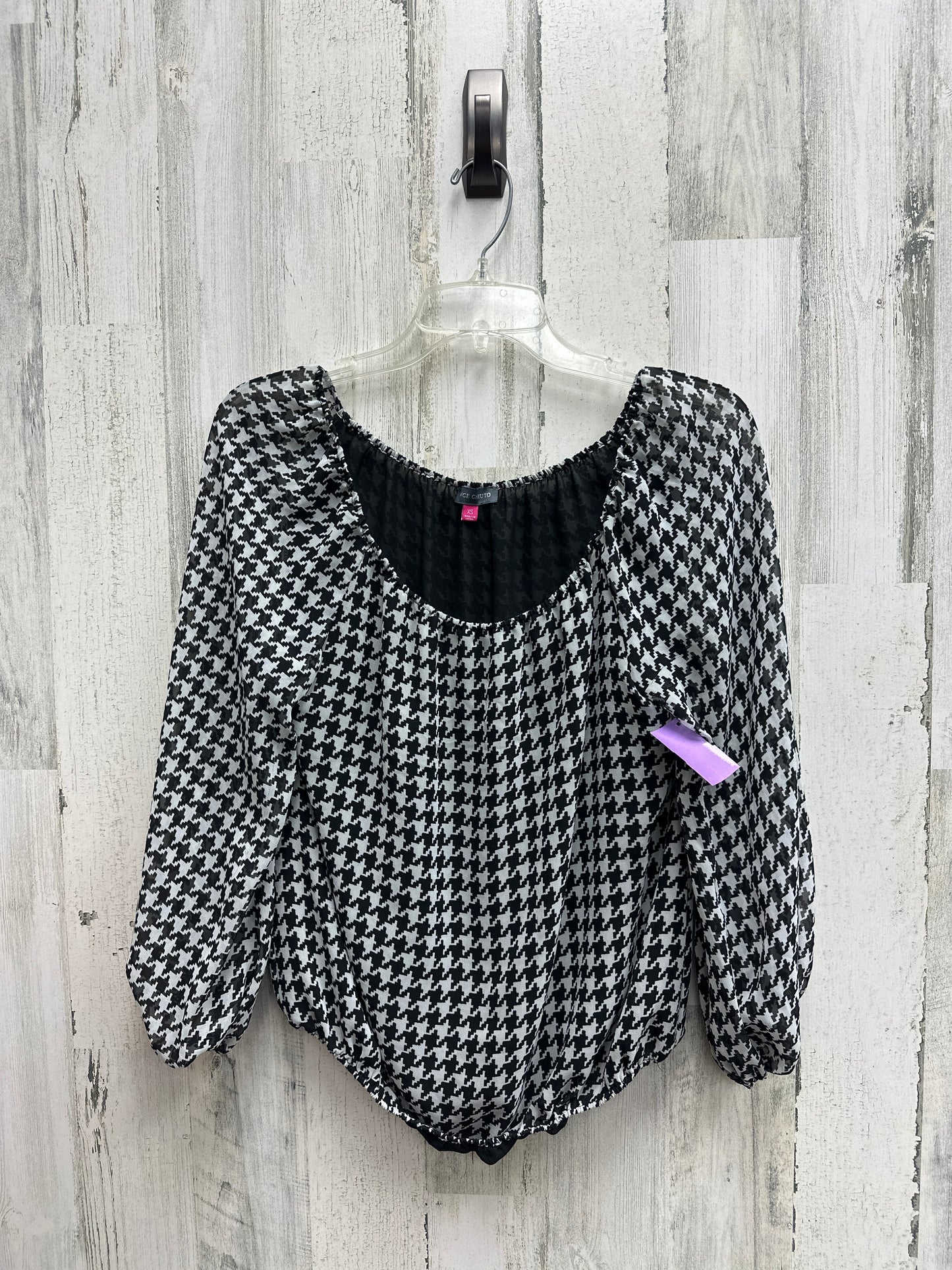 Top Long Sleeve By Vince Camuto Size: Xs