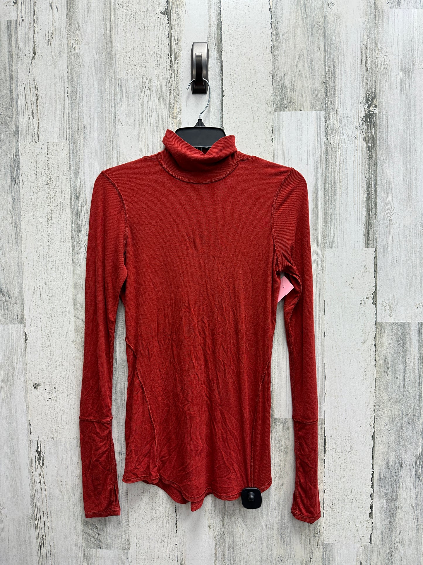 Top Long Sleeve By Lululemon Size: M
