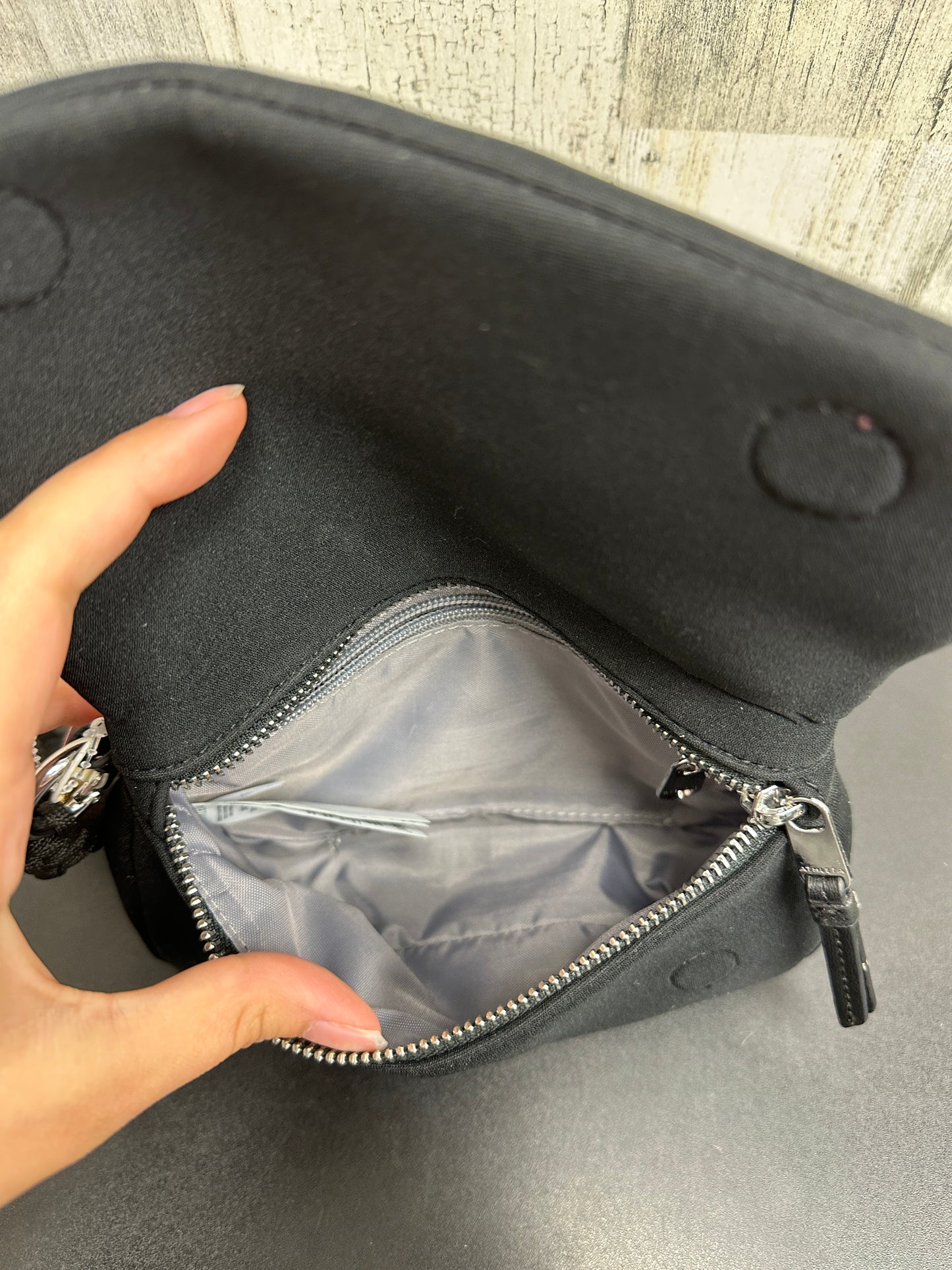 Wallet By Athleta Size: Small
