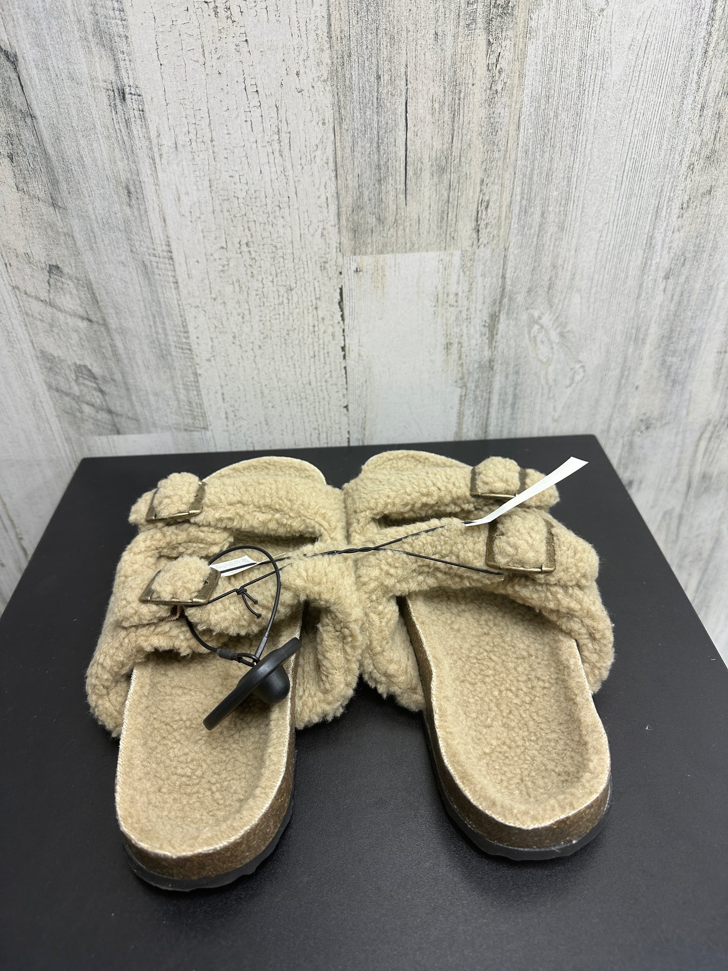 Sandals Flats By Gap Size: 9