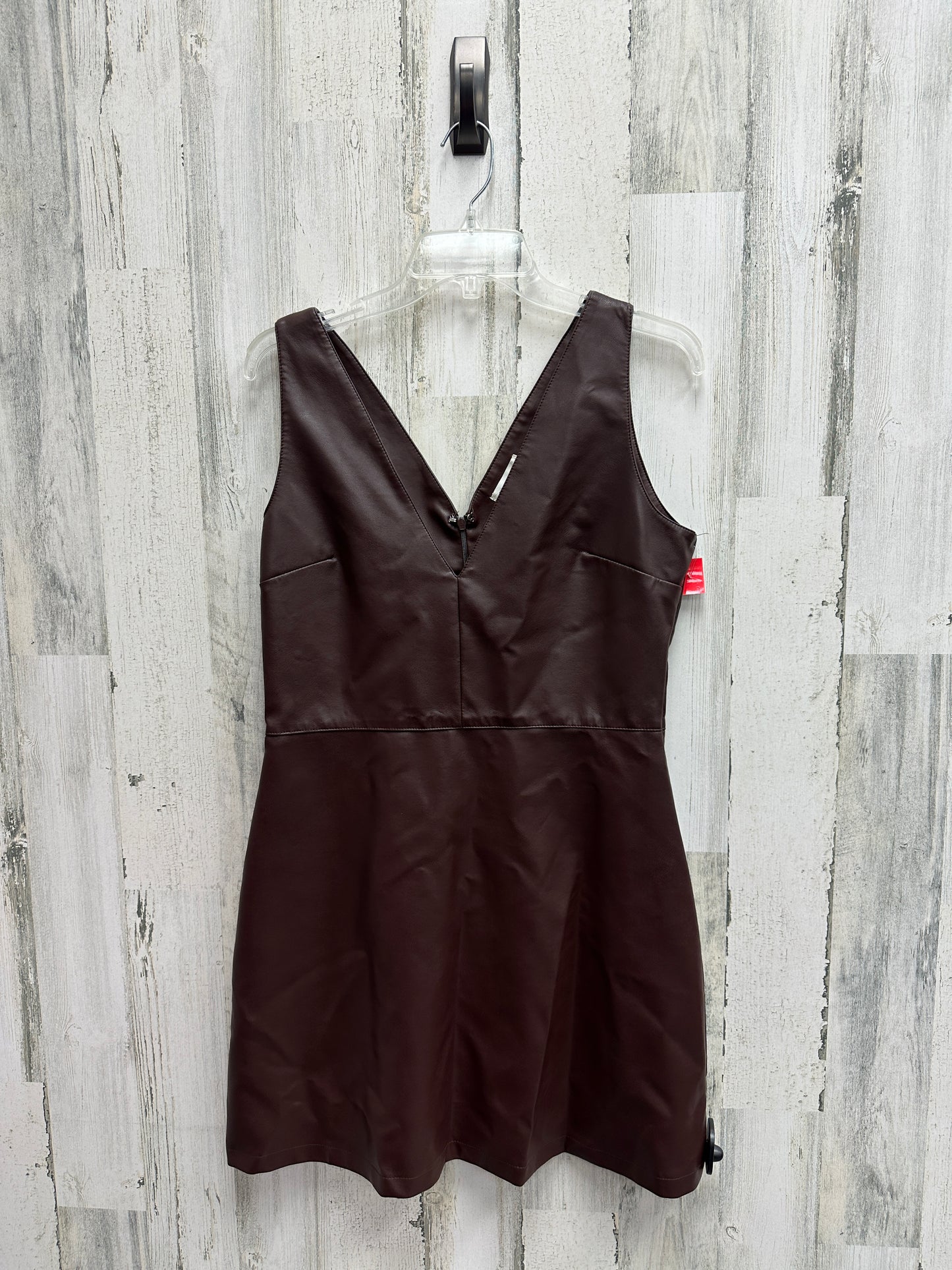Dress Casual Short By Clothes Mentor Size: L