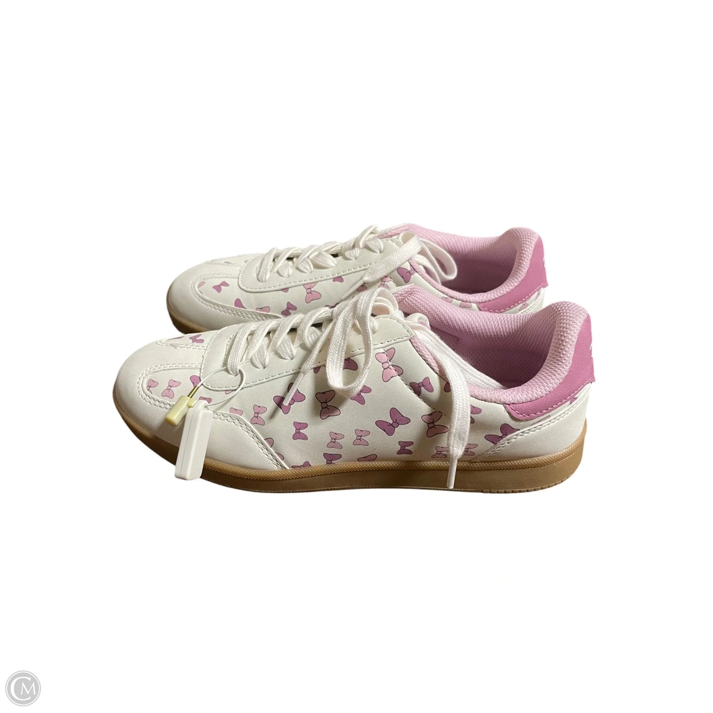 Shoes Sneakers By Disney In Cream, Size: 8