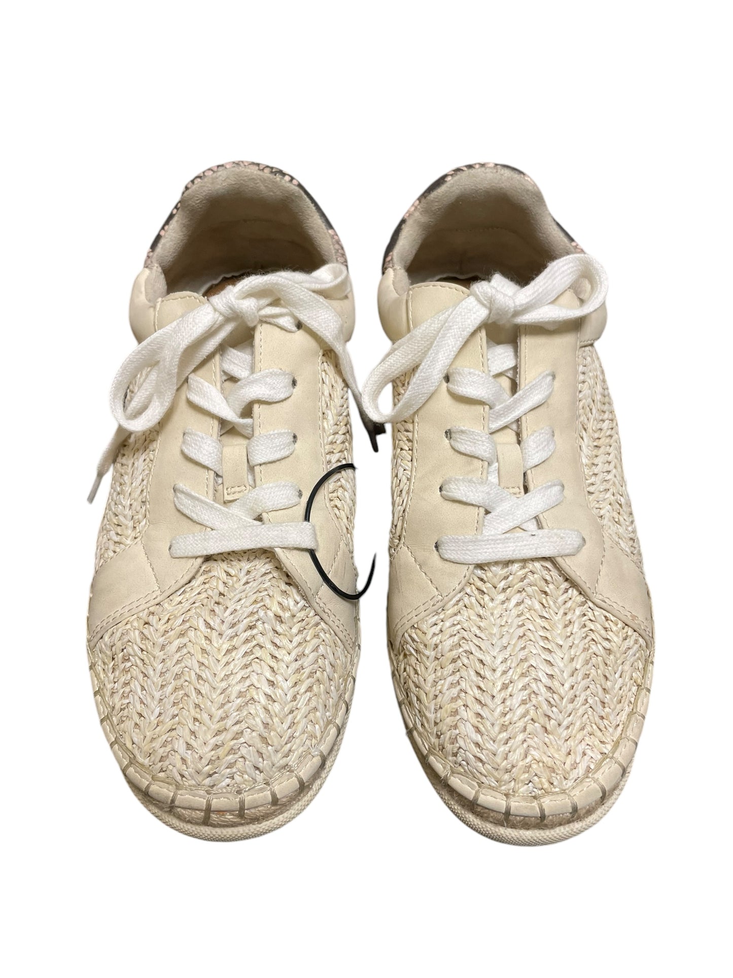 Shoes Sneakers By Universal Thread In Cream, Size: 7