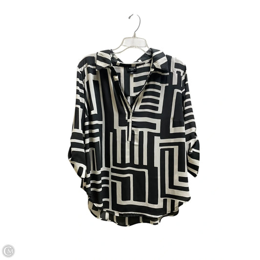 Top Short Sleeve By Torrid In Grey, Size: 1x
