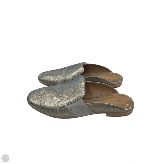 Shoes Designer By Frye In Grey, Size: 6
