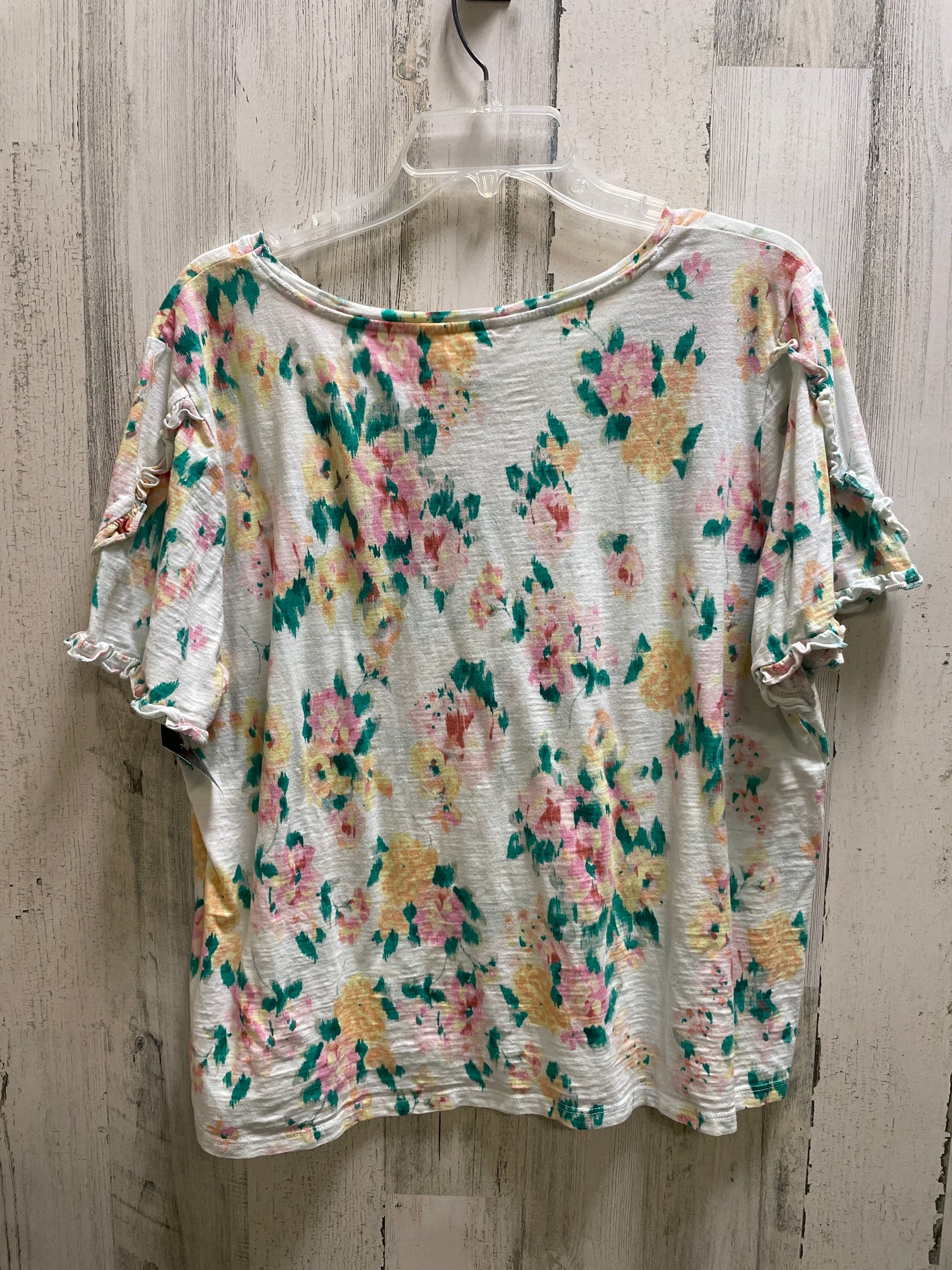 Top Short Sleeve By Clothes Mentor In White & Yellow, Size: 2x