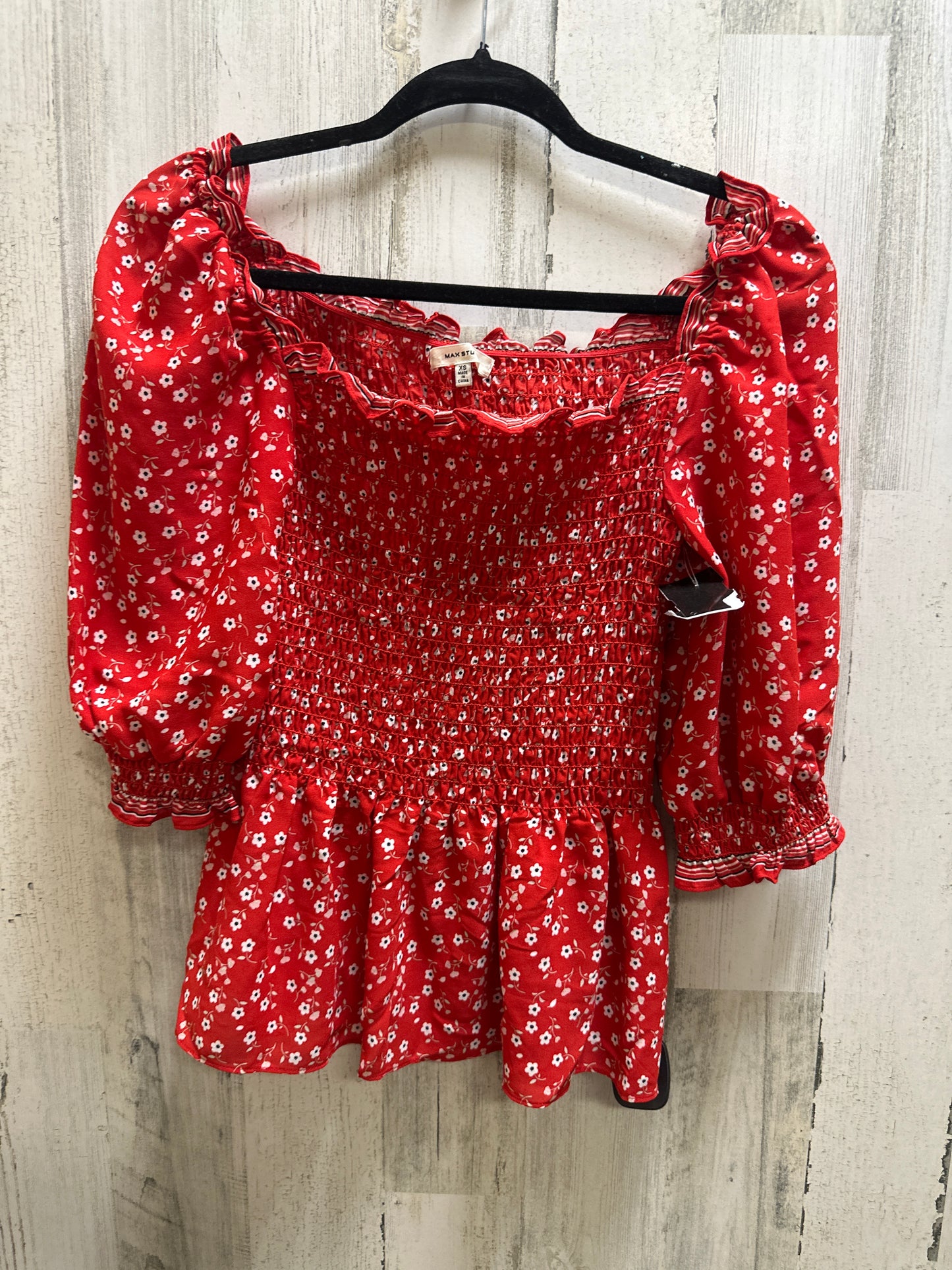 Red Top Short Sleeve Max Studio, Size Xs