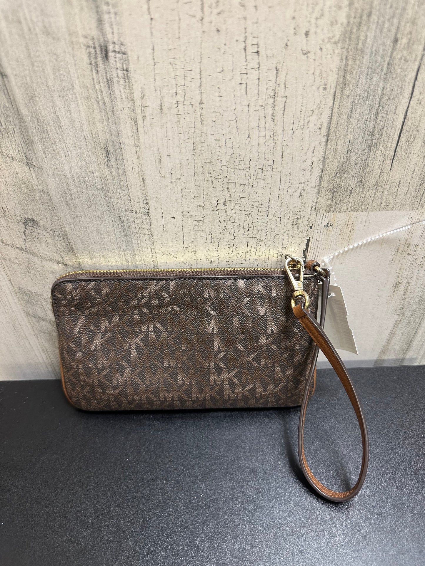 Wristlet Designer Michael Kors, Size Medium