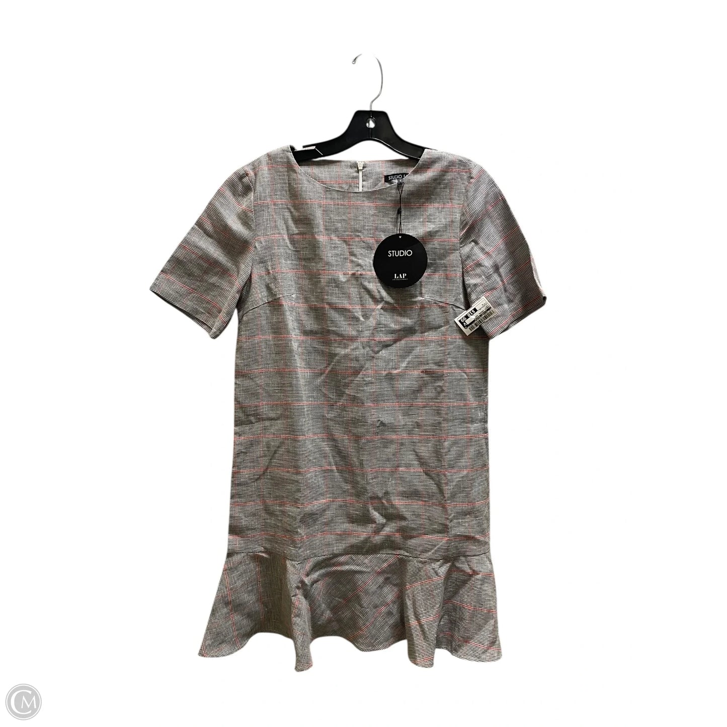 Dress Casual Short By Clothes Mentor In Grey, Size: S