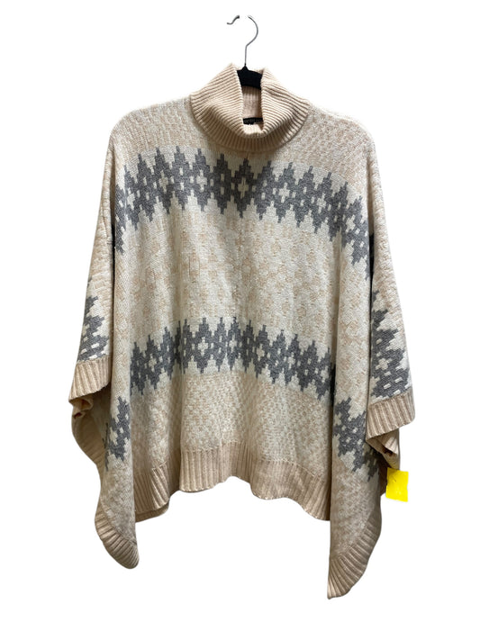 Sweater By Clothes Mentor In Tan, Size: S