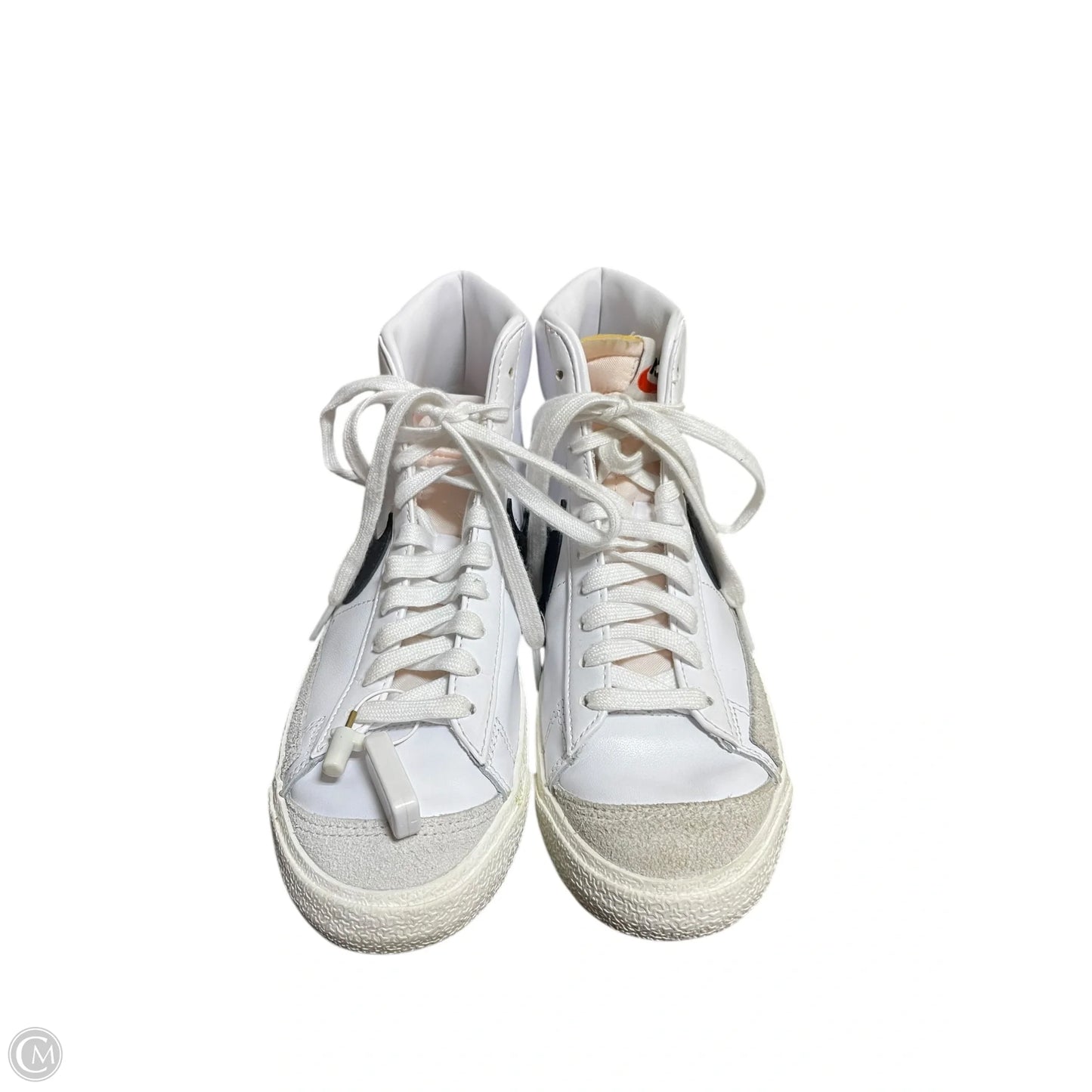 Shoes Sneakers By Nike In White, Size: 7.5