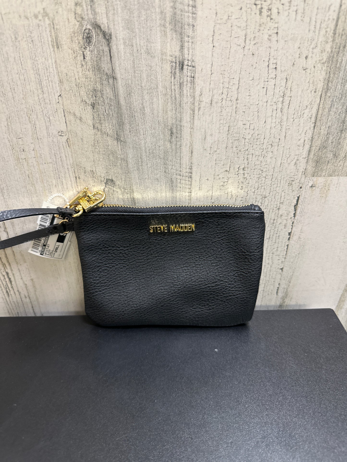 Wristlet By Steve Madden  Size: Small