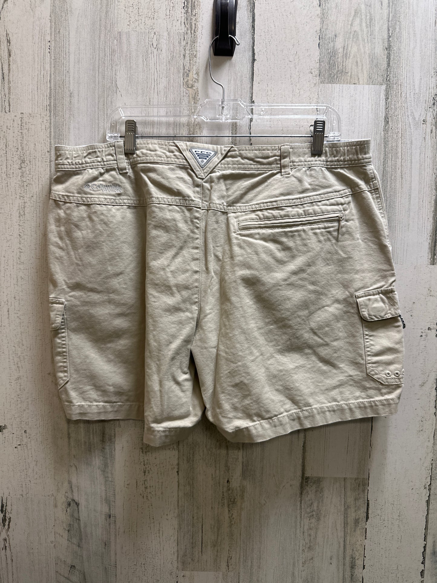 Shorts By Columbia  Size: 14