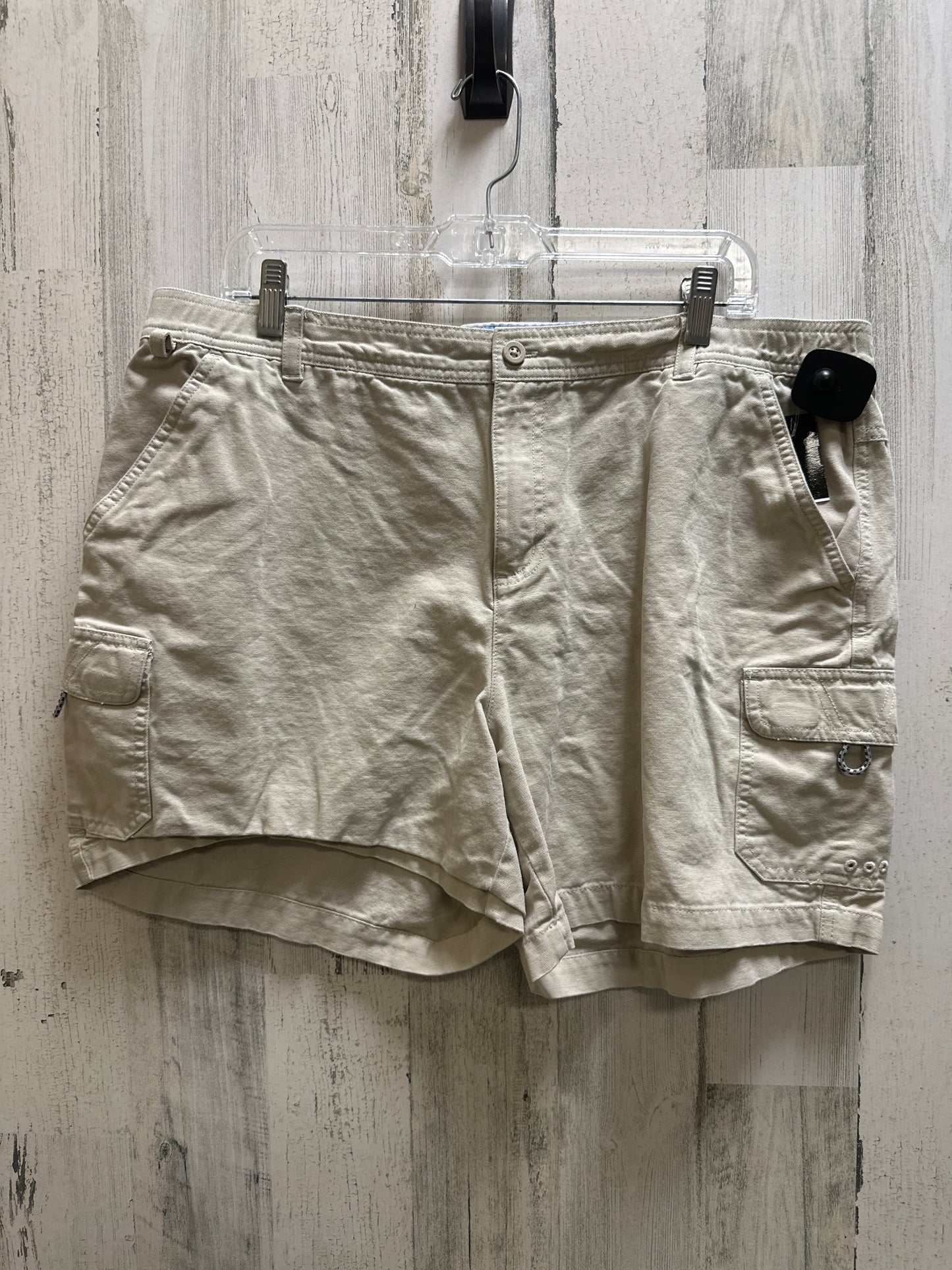 Shorts By Columbia  Size: 14