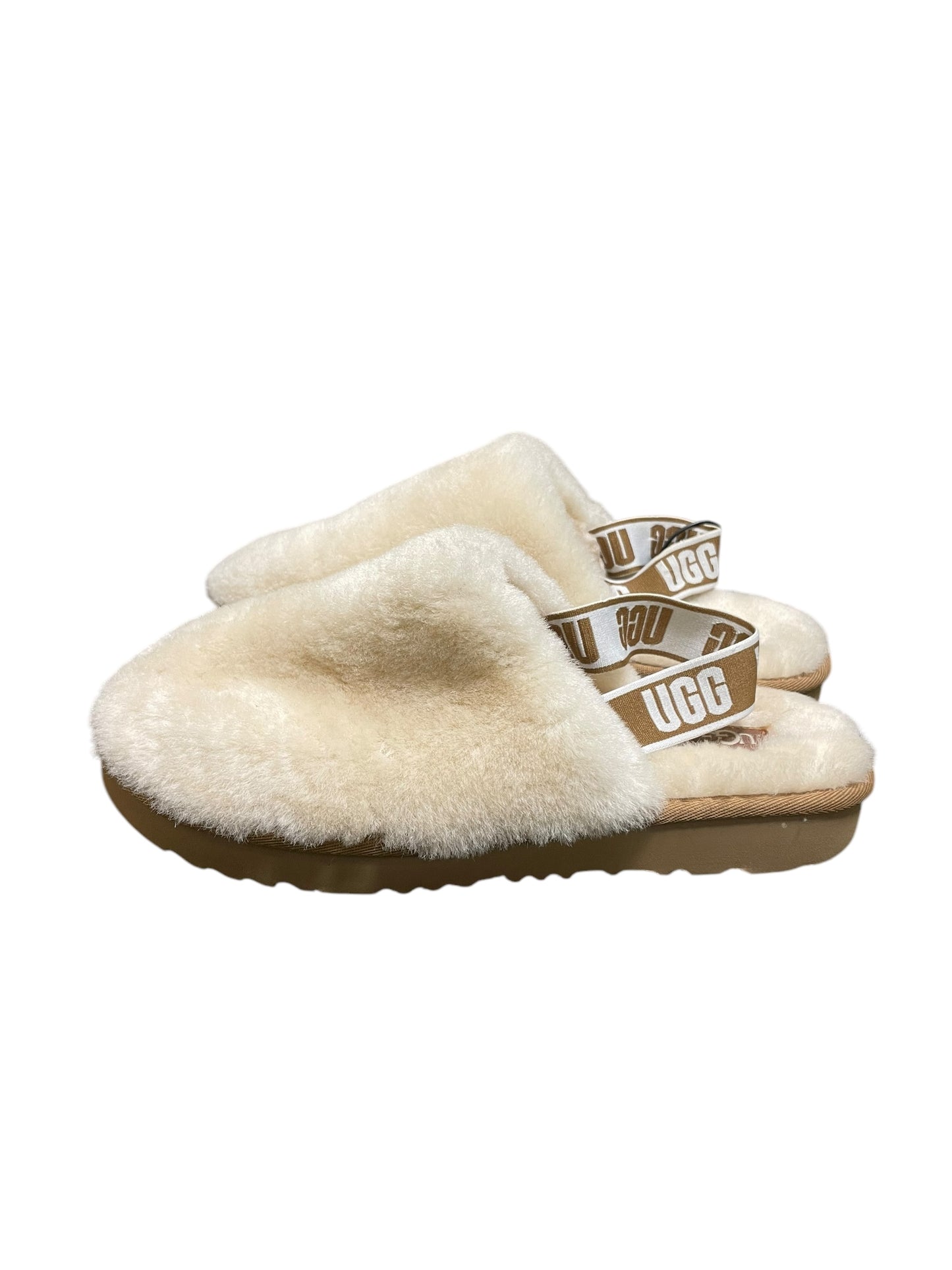 Shoes Flats By Ugg In Cream, Size: 6