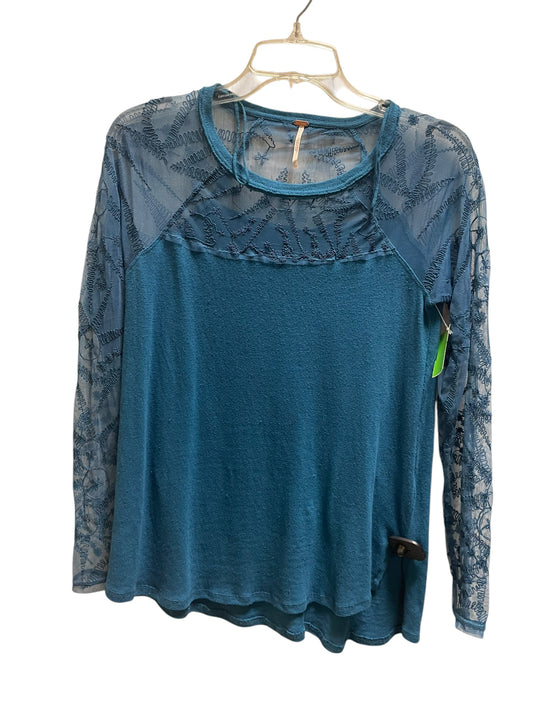 Top Long Sleeve By Free People In Blue, Size: Xs