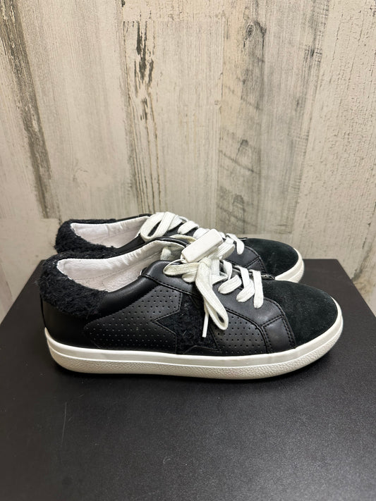 Black Shoes Sneakers Steve Madden, Size 8