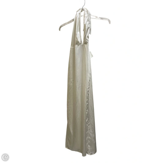 Dress Party Long By Clothes Mentor In White, Size: M