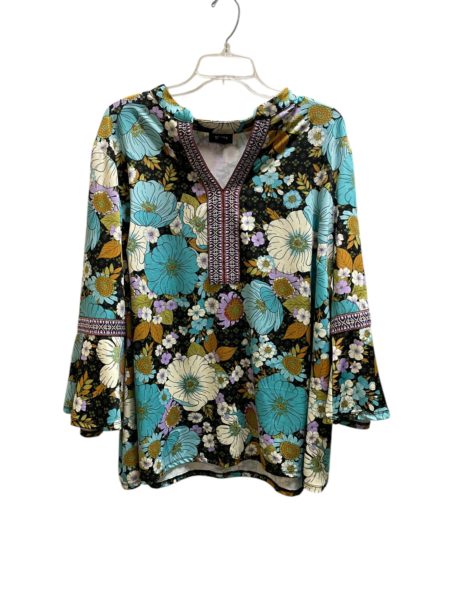 Top Long Sleeve By Tacera In Floral Print, Size: 2x