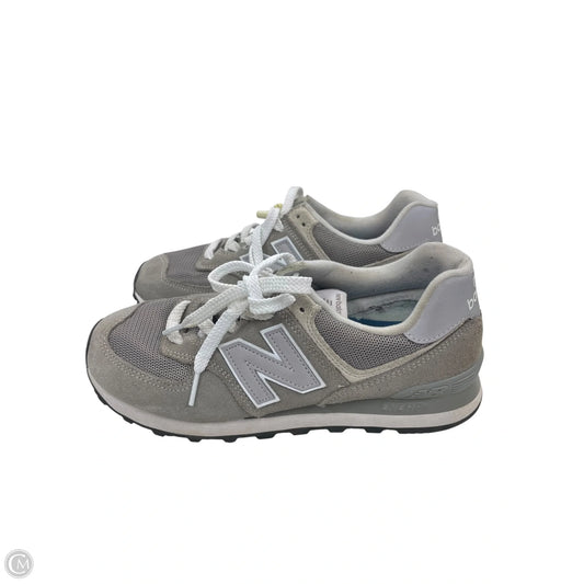 Shoes Sneakers By New Balance In Grey, Size: 9.5