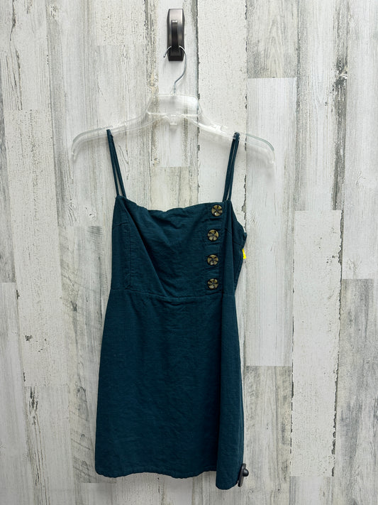 Dress Casual Short By Urban Outfitters  Size: 0