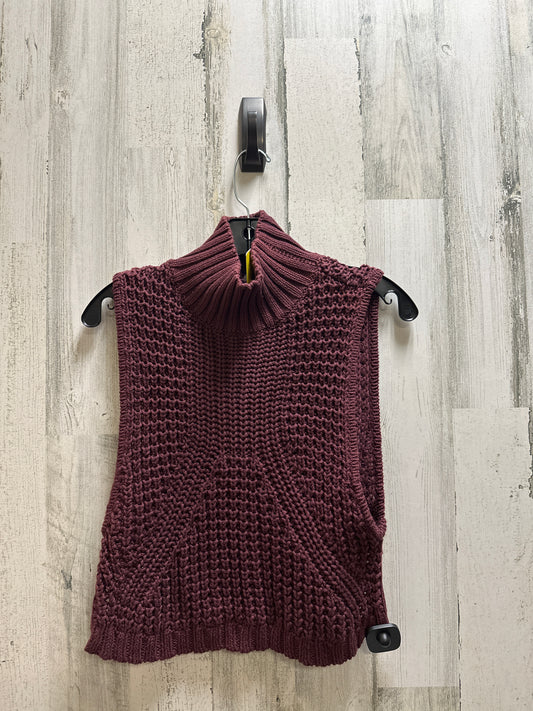 Vest Sweater By Clothes Mentor  Size: S